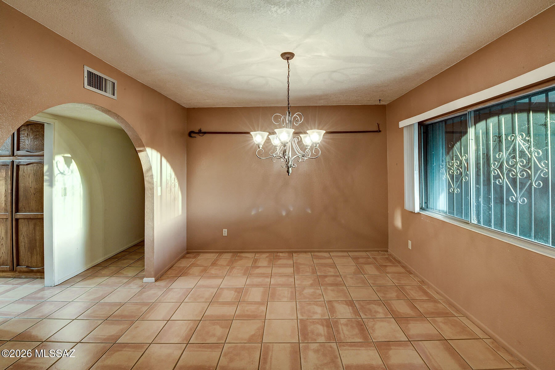 Tanque Verde Vista (1-26) - Residential