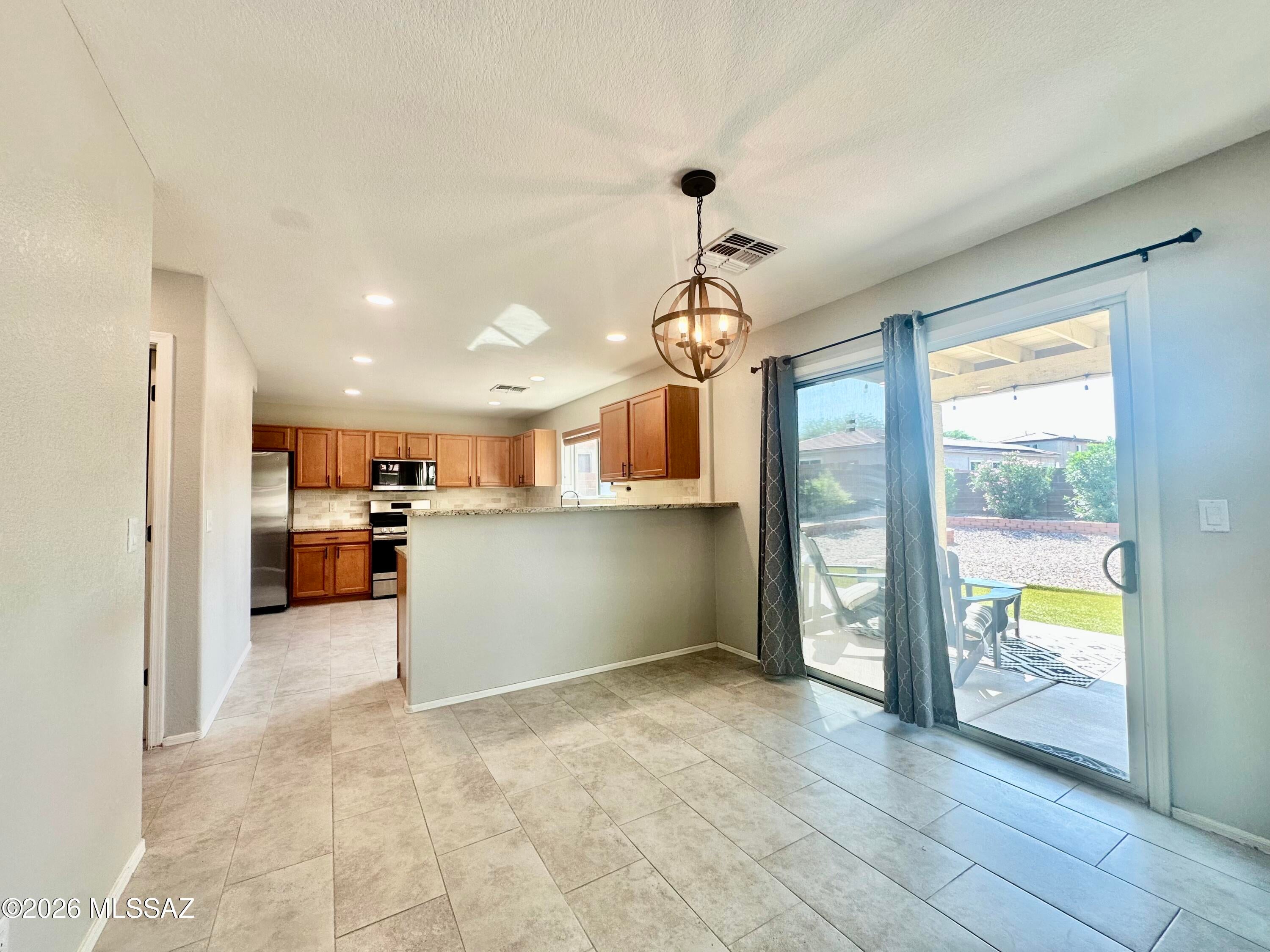 Rancho Del Lago (207-388) - Residential Lease