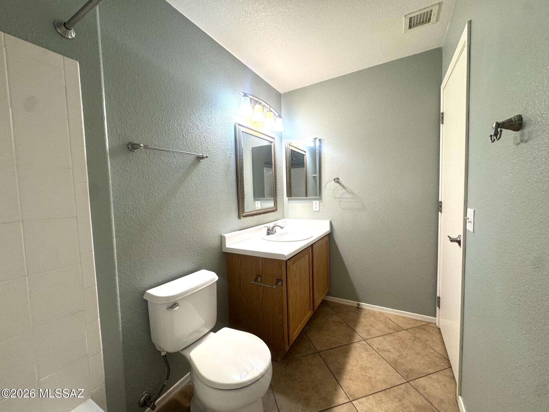 Copper Moon - Residential Lease