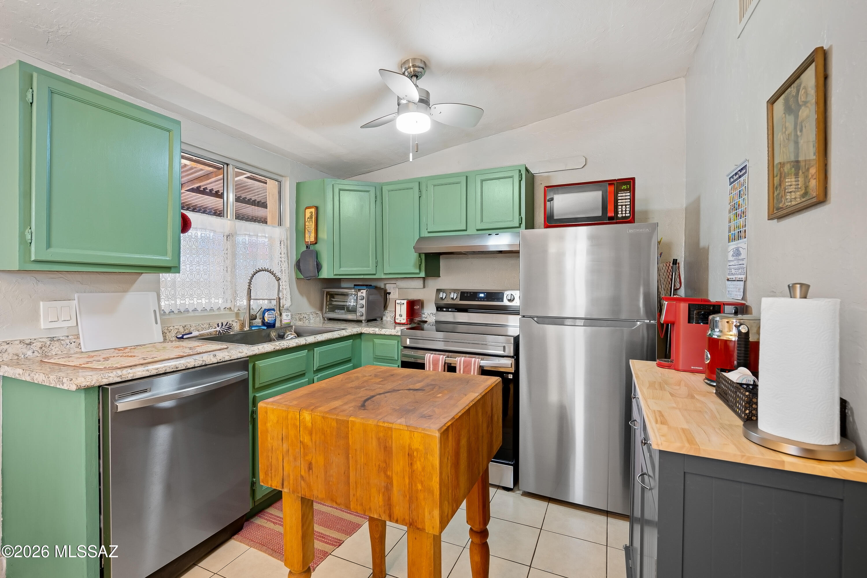 El Rio Park - Residential Income