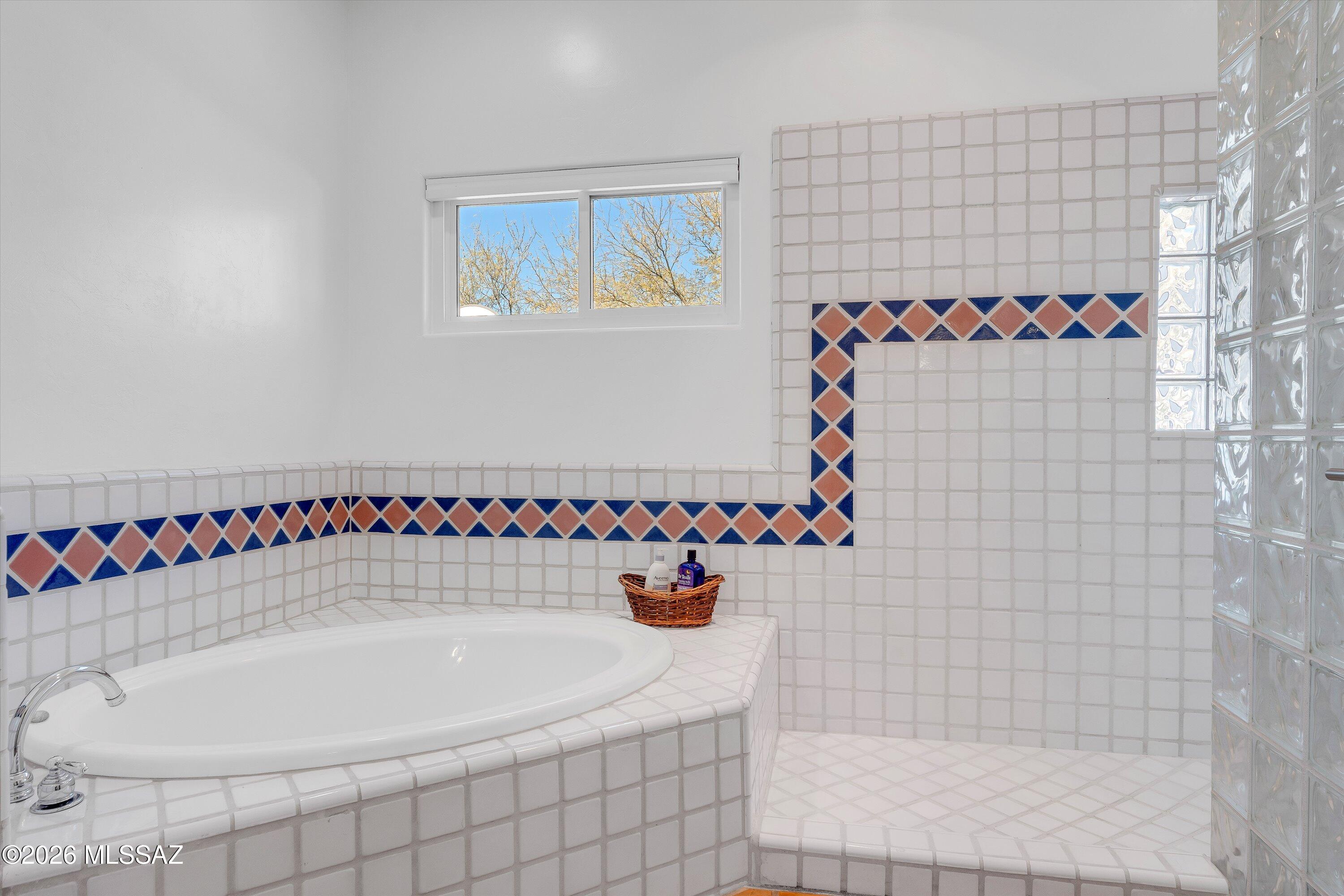 San Domingo  (38-128) - Residential