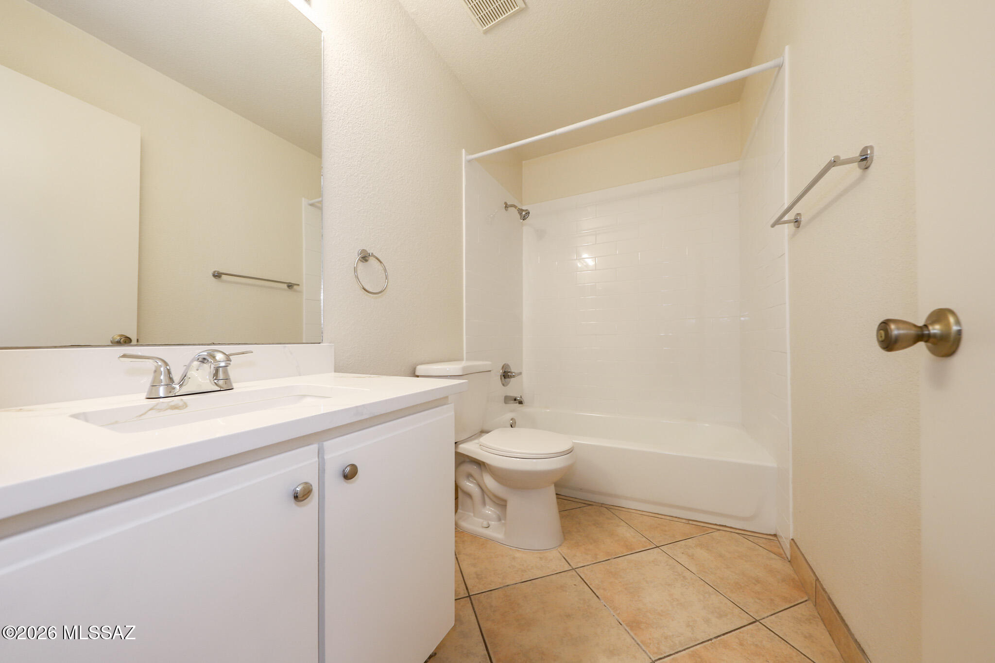 Rincon Aviador (1-120) - Residential Lease