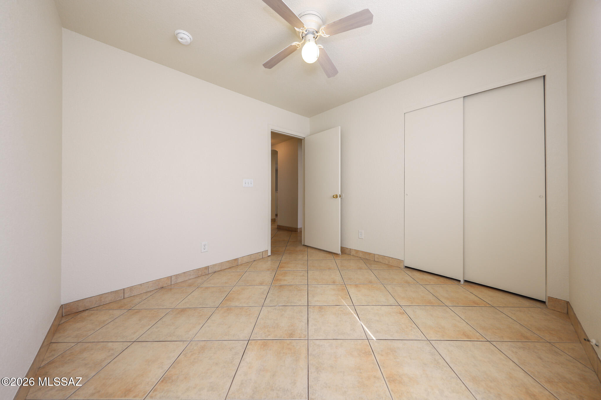 Rincon Aviador (1-120) - Residential Lease