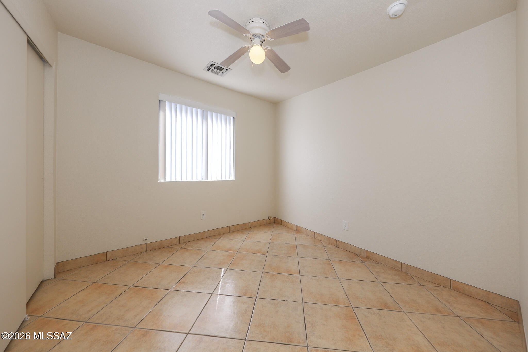 Rincon Aviador (1-120) - Residential Lease