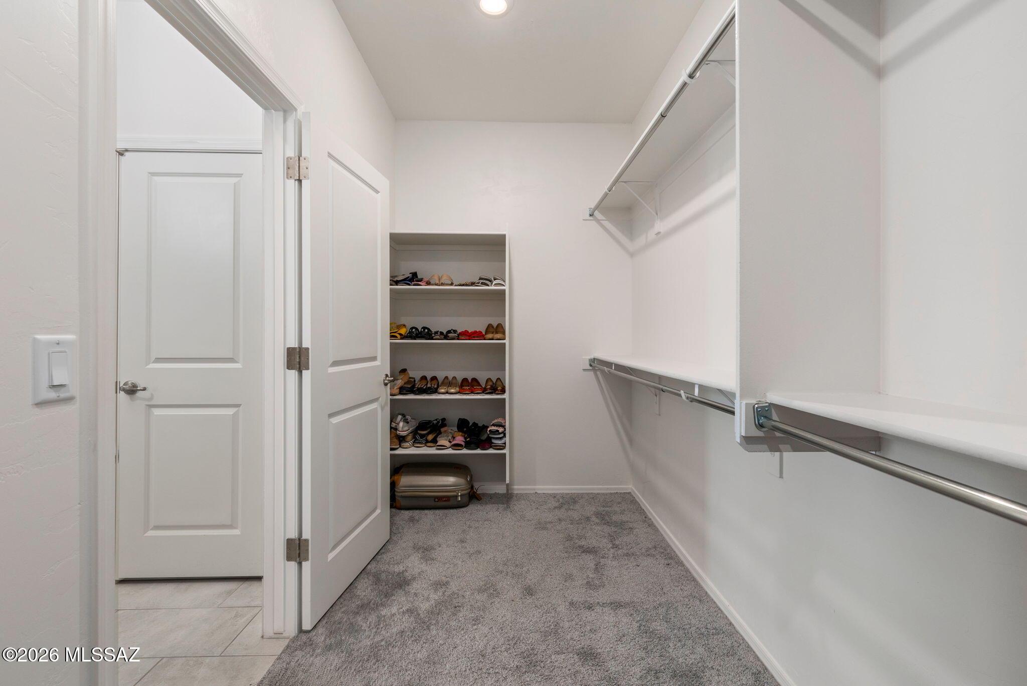 De Anza - Residential