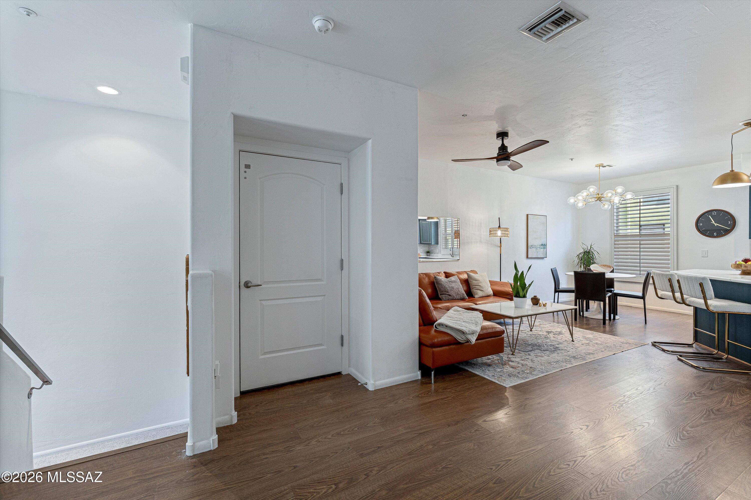 River Walk (1-140) - Residential