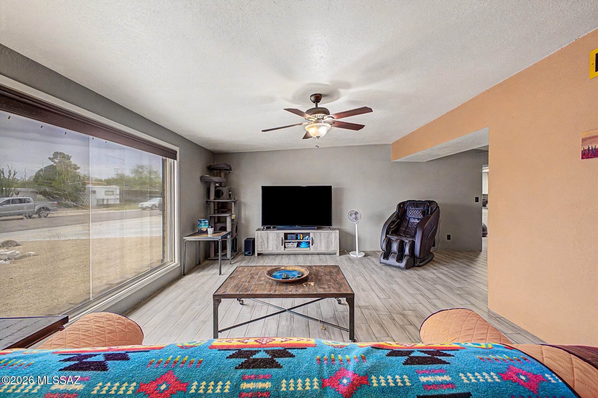 Manana Grande - Residential