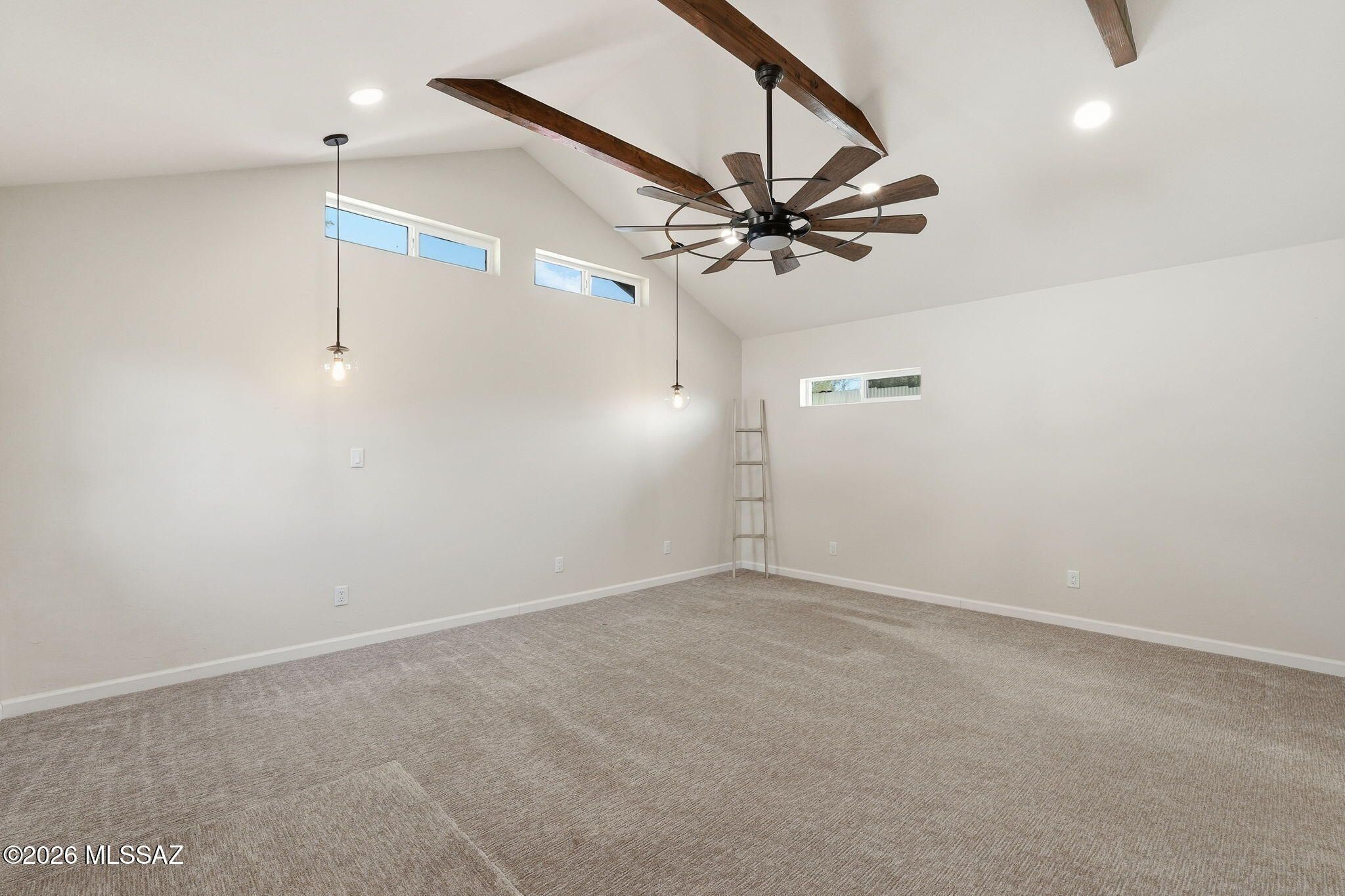 Kingston Knolls Terrace - Residential