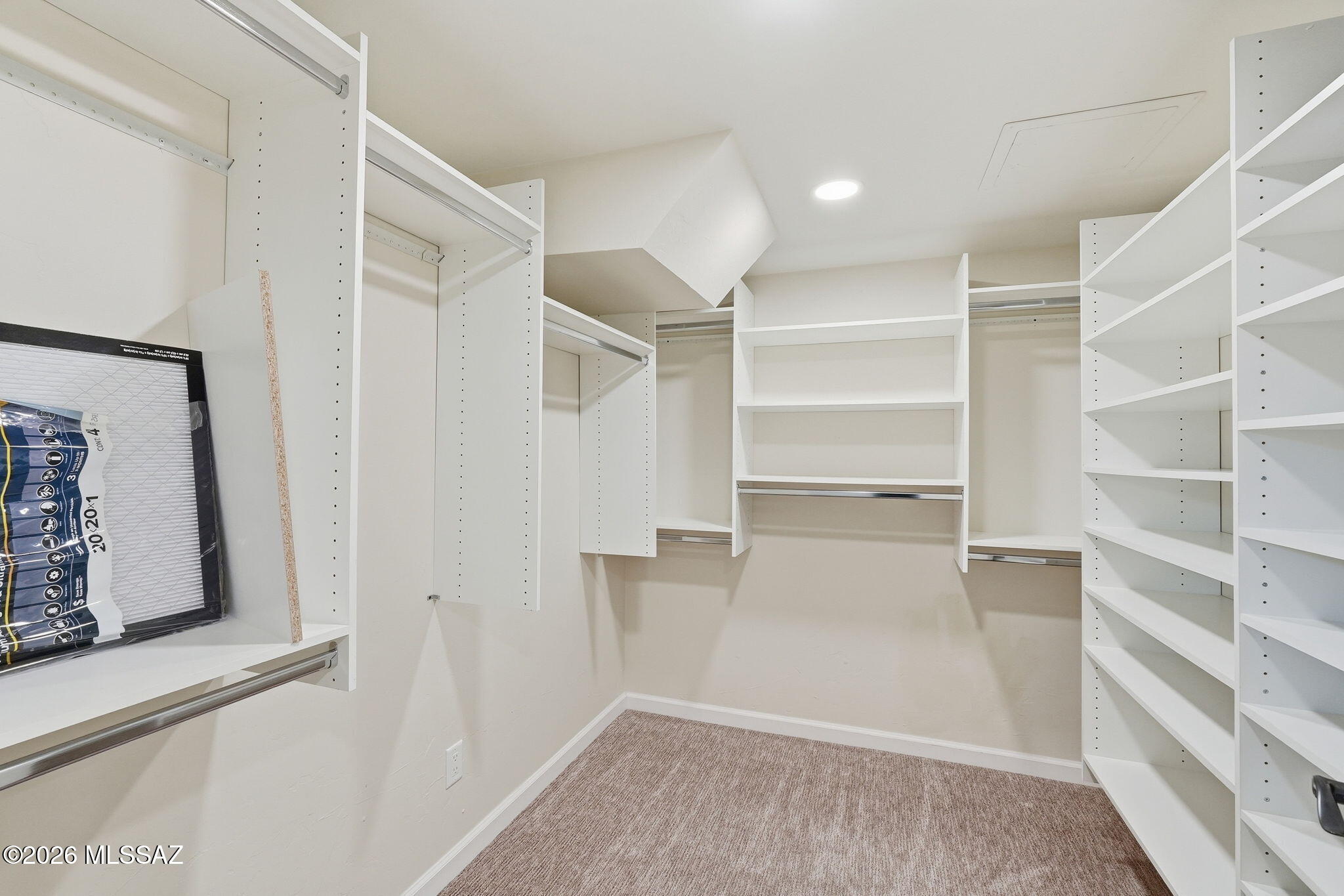 Kingston Knolls Terrace - Residential