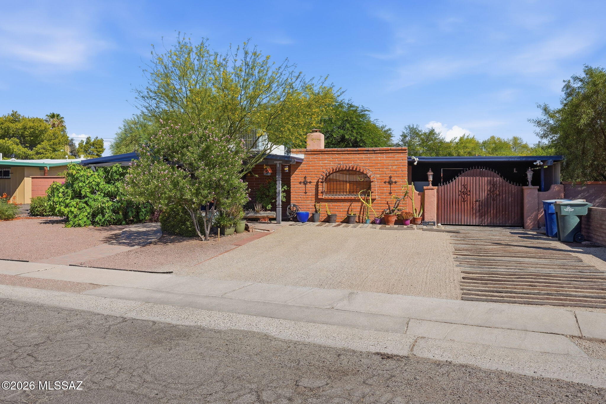 Kingston Knolls Terrace - Residential