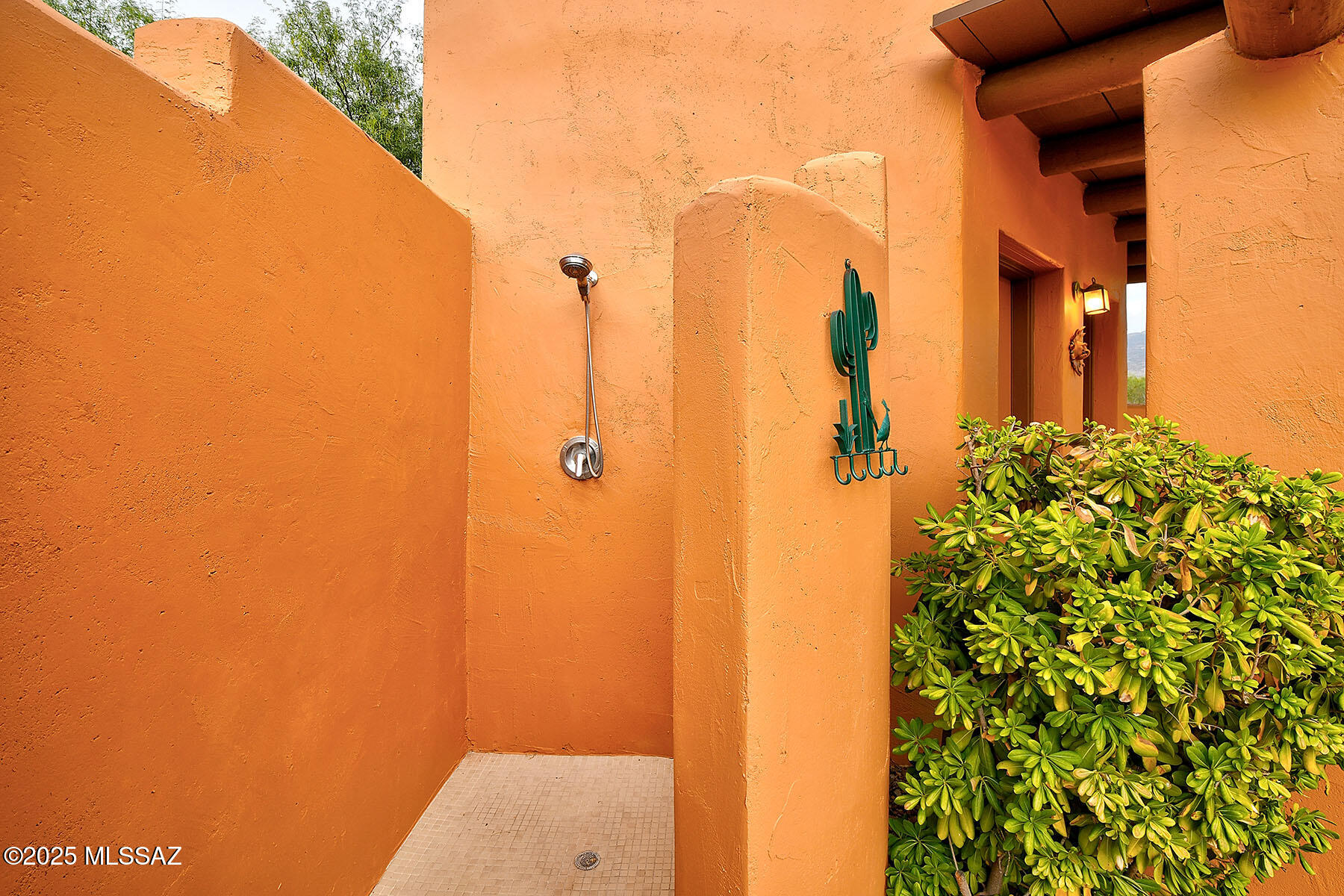 Loma De La Vista Verde (1-38) - Residential