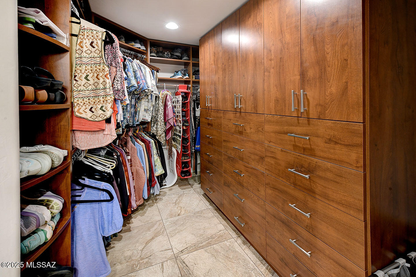 Loma De La Vista Verde (1-38) - Residential