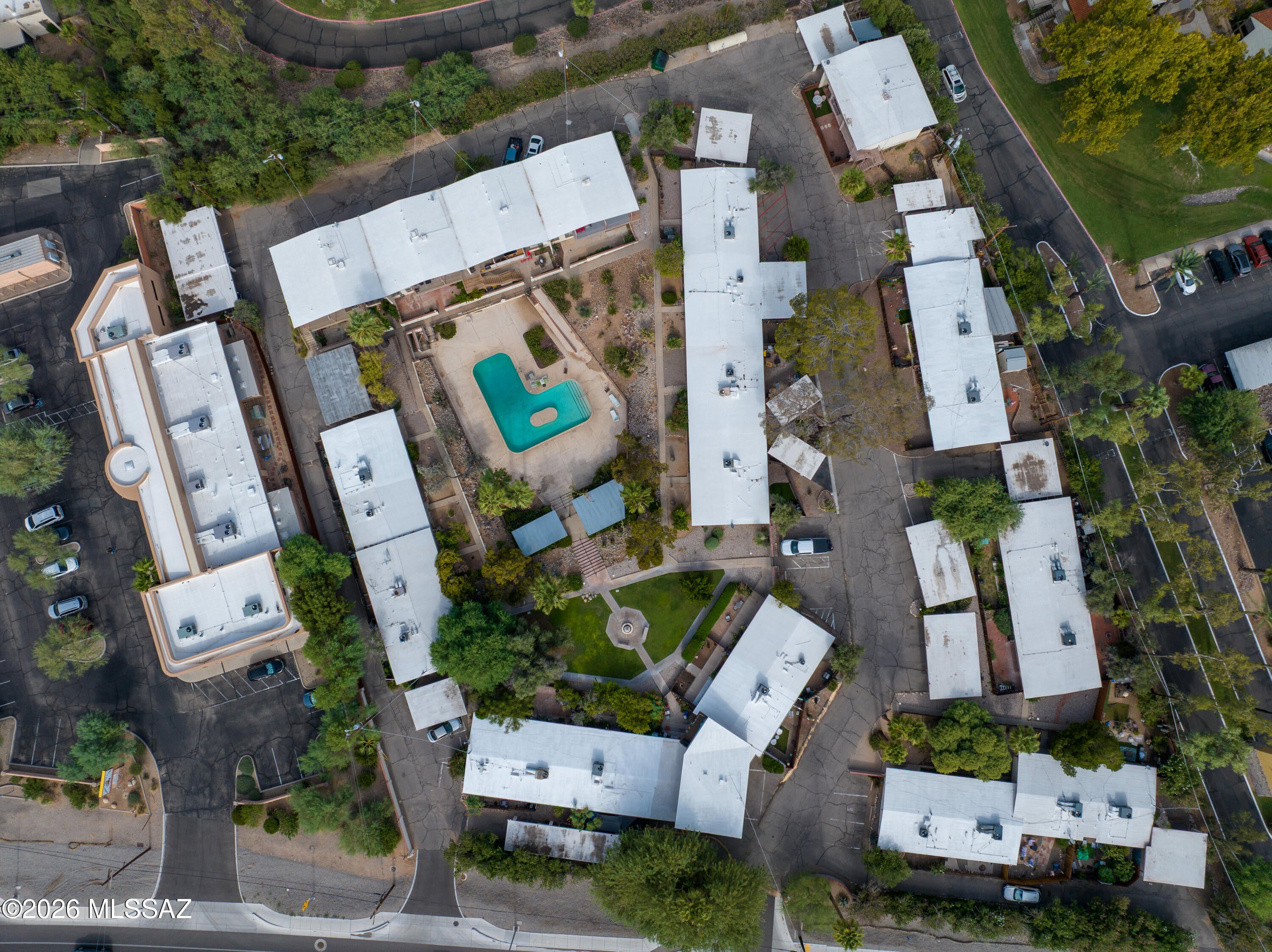 Oracle North Condominiums - Residential