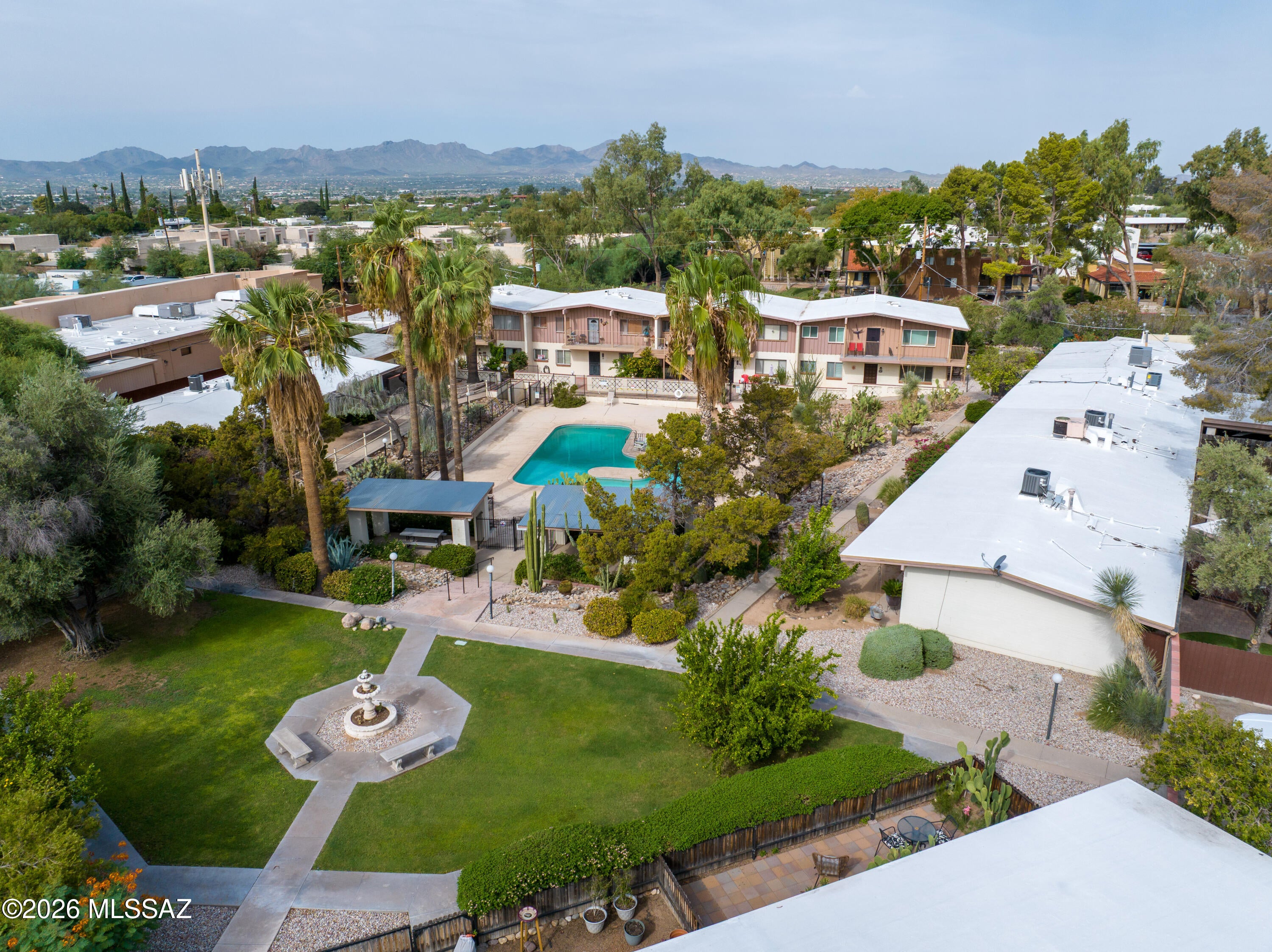 Oracle North Condominiums - Residential