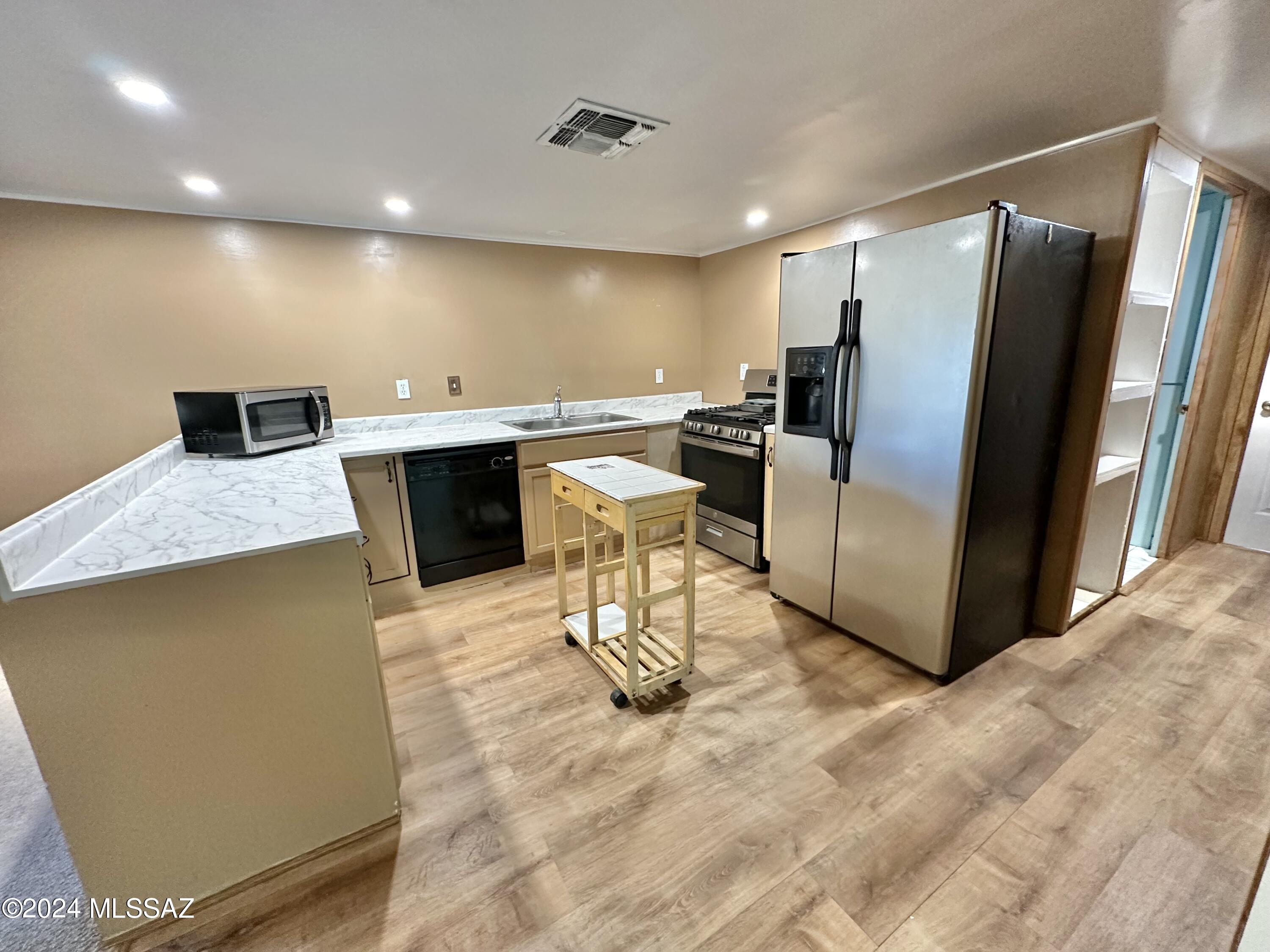 N/A - Residential Lease