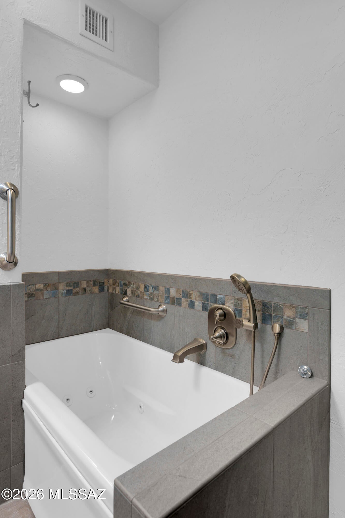 Sabino Town And Country Estates (1-77) - Residential