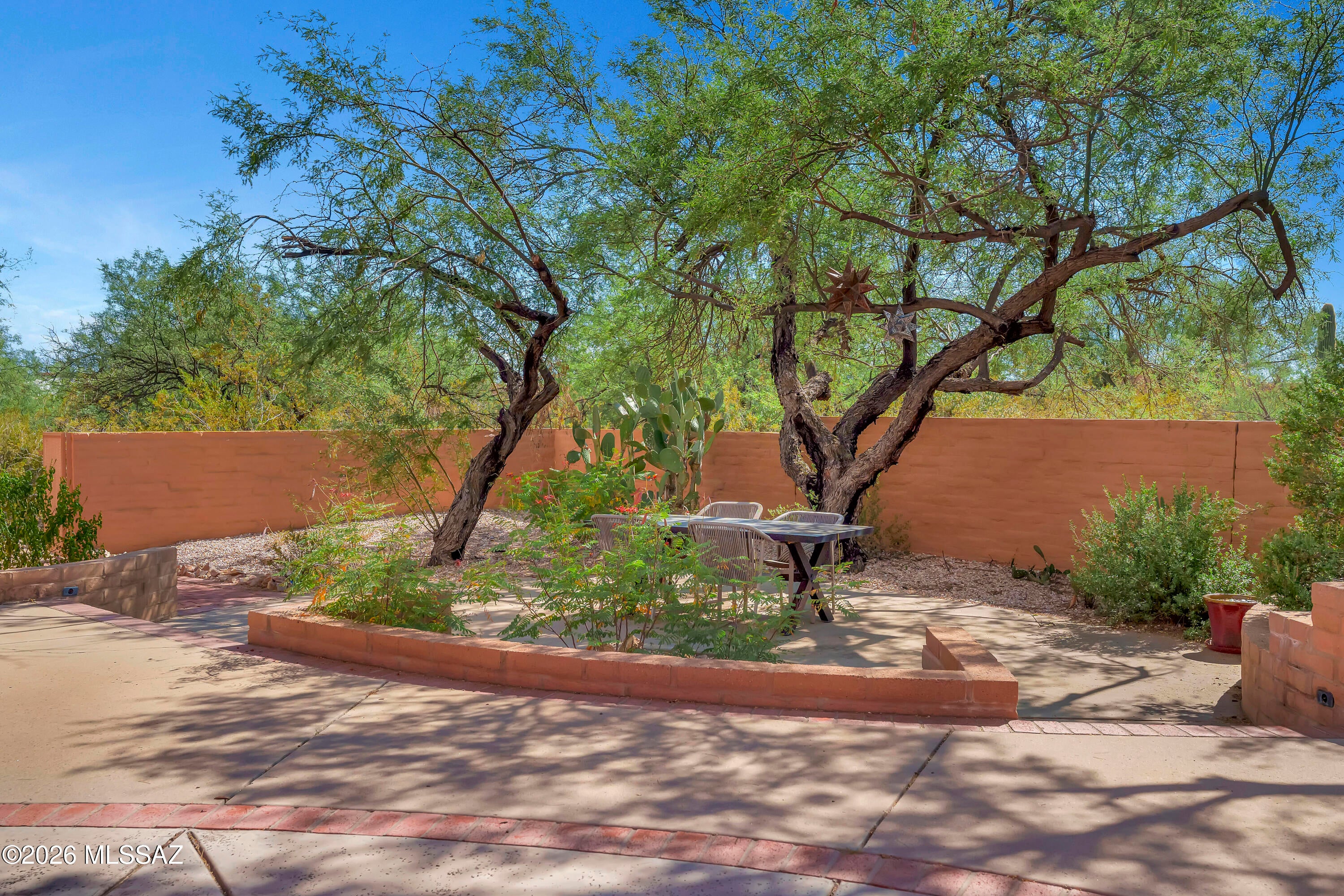 Sabino Town And Country Estates (1-77) - Residential