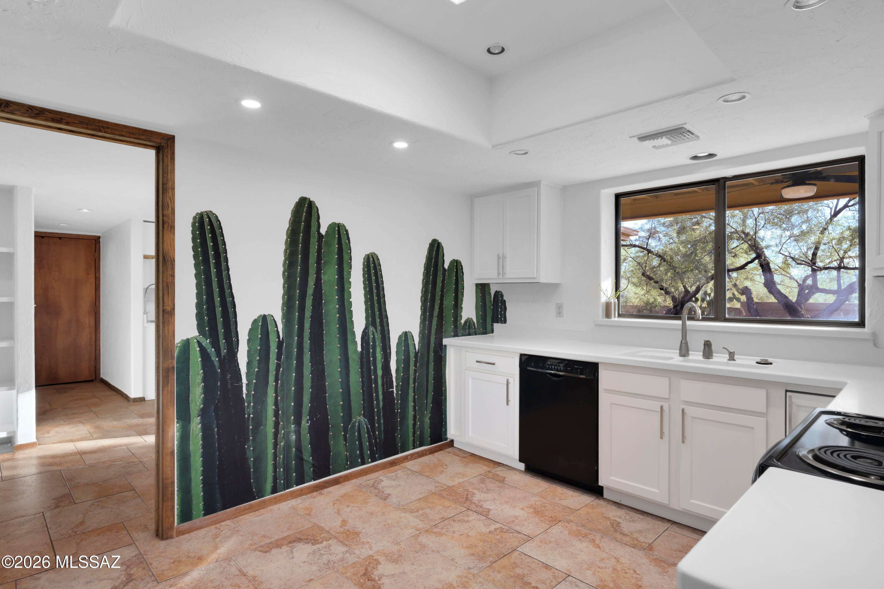 Sabino Town And Country Estates (1-77) - Residential