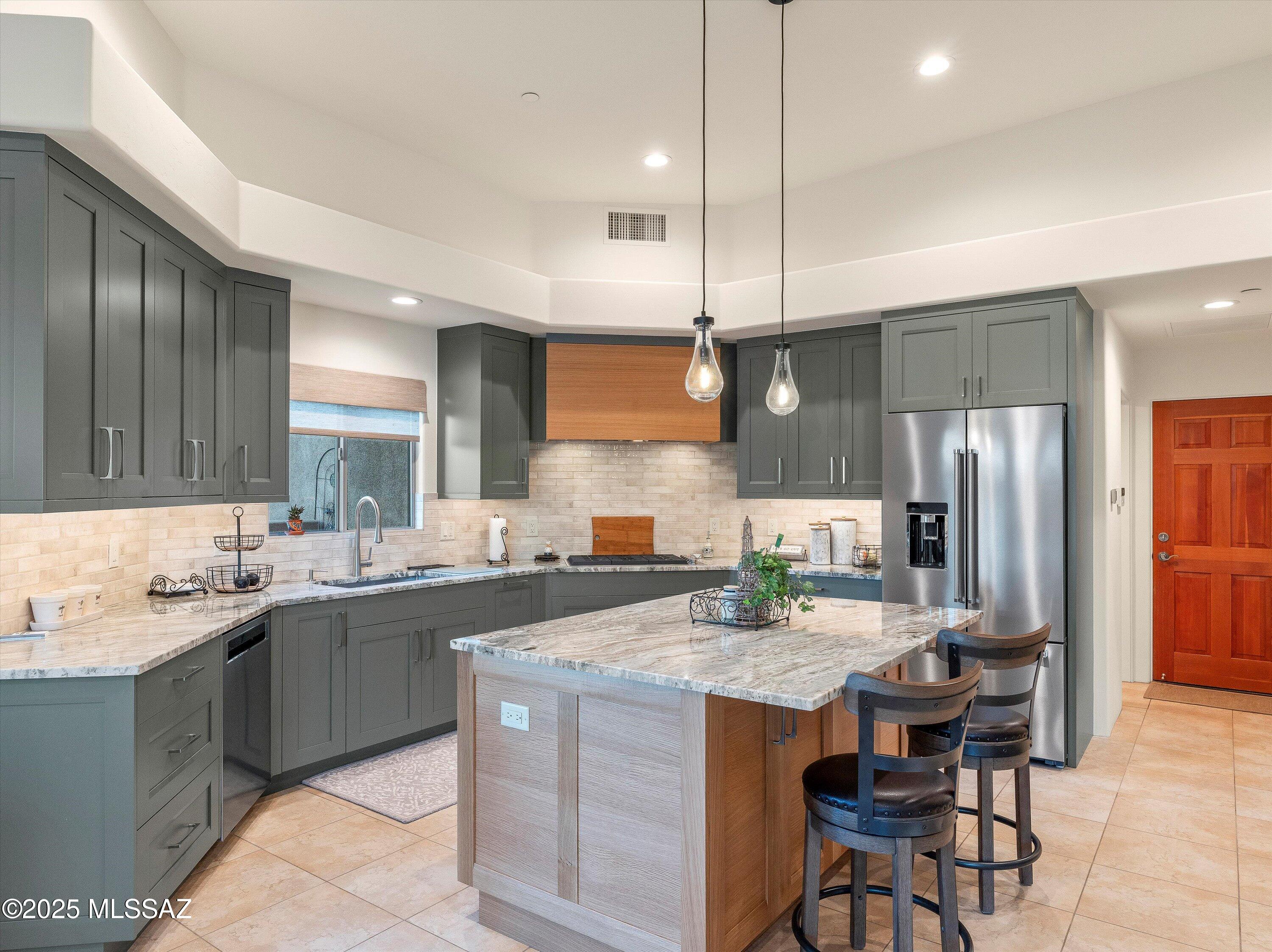 Coyote Creek (1-395) - Residential