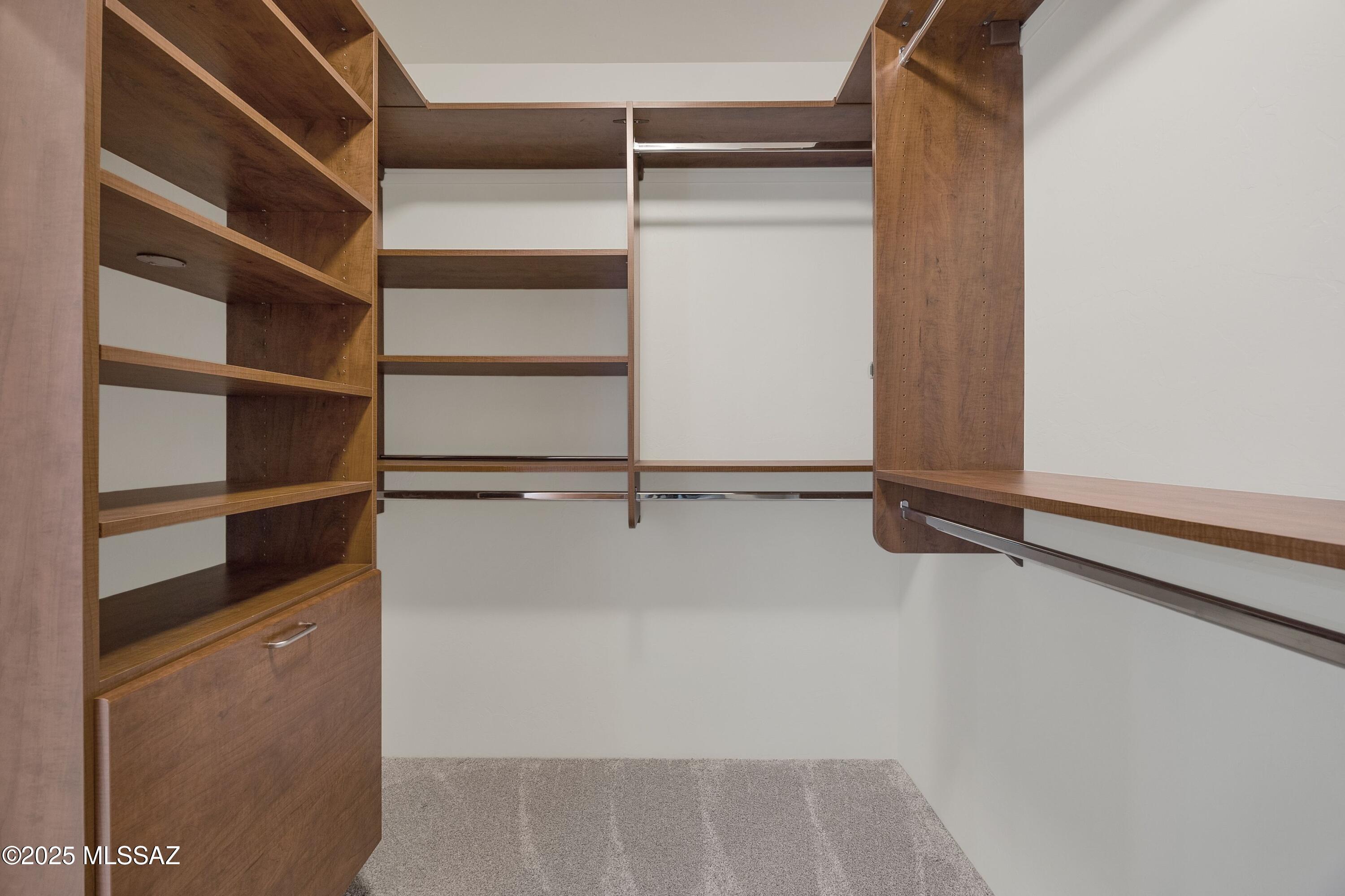 Coyote Creek (1-395) - Residential