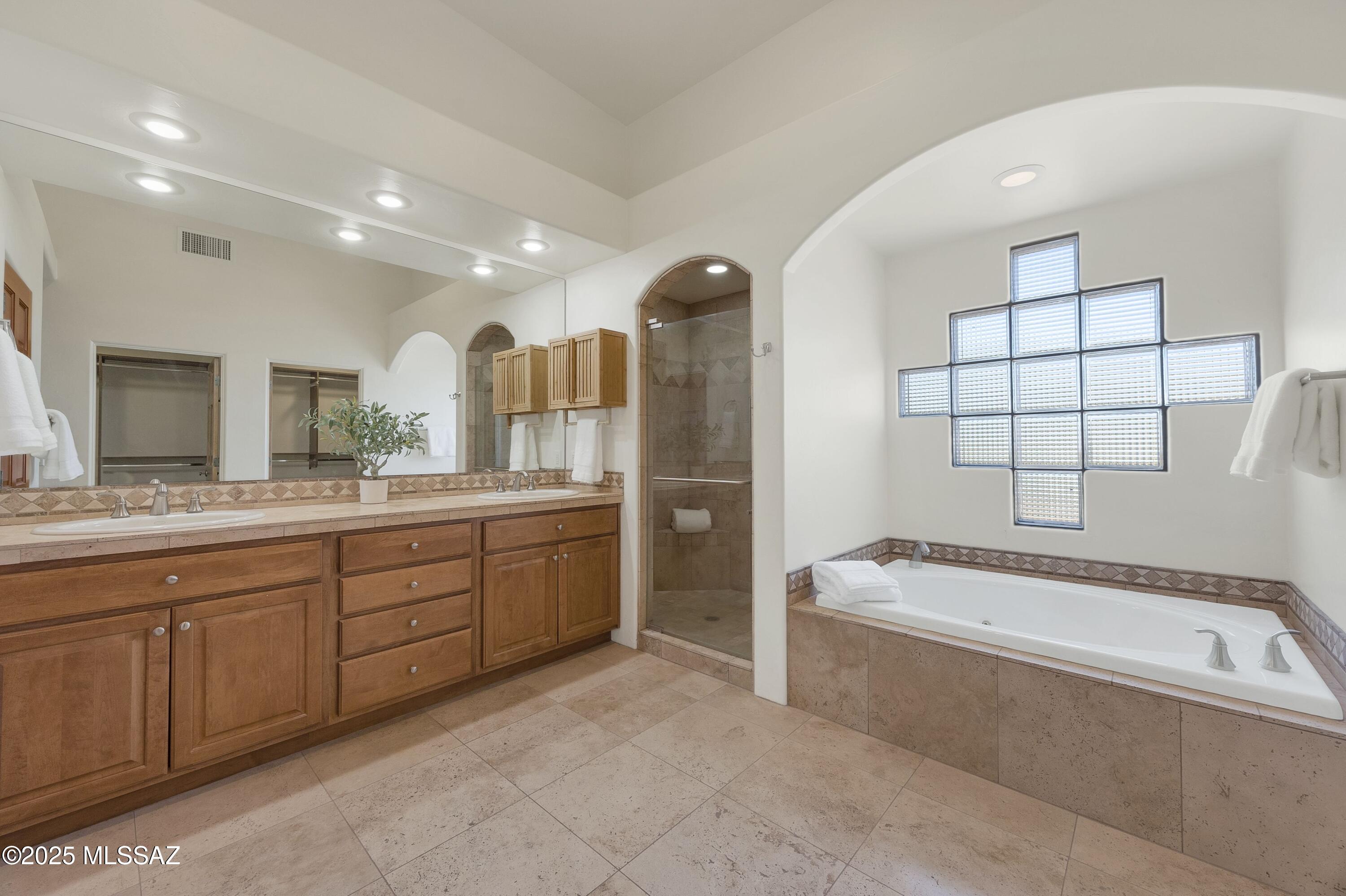 Coyote Creek (1-395) - Residential