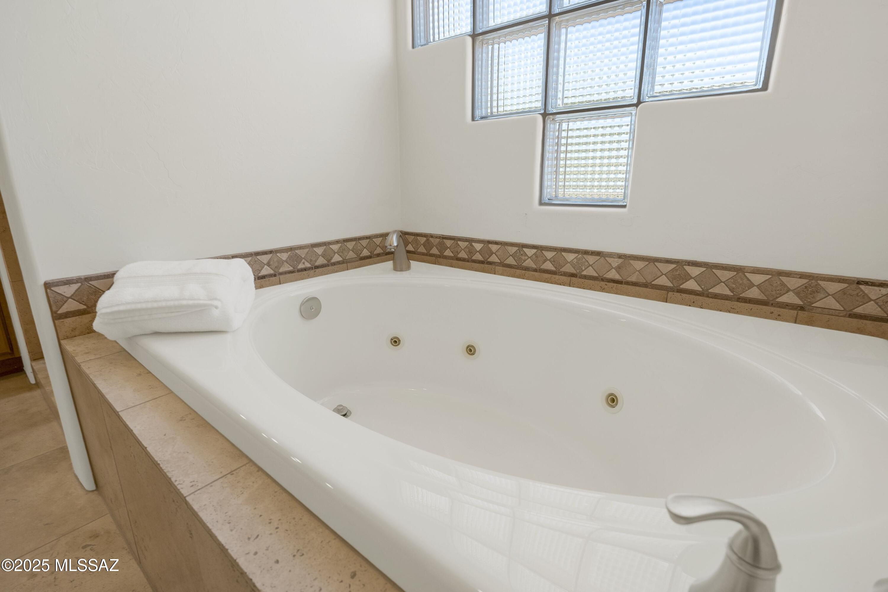 Coyote Creek (1-395) - Residential