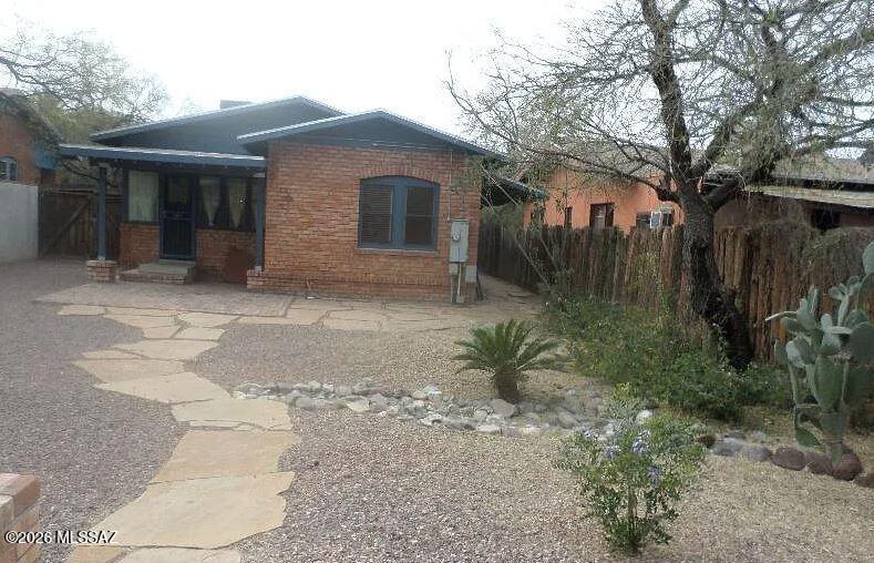 Feldmans Add - Residential Lease