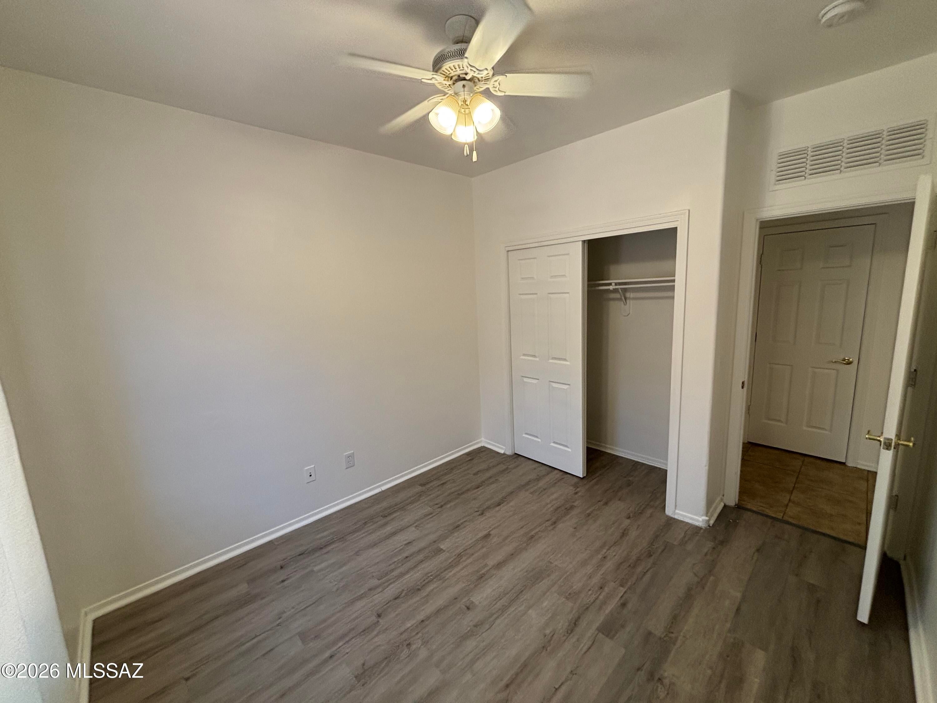 Presidio Del Sol (1-111) - Residential Lease