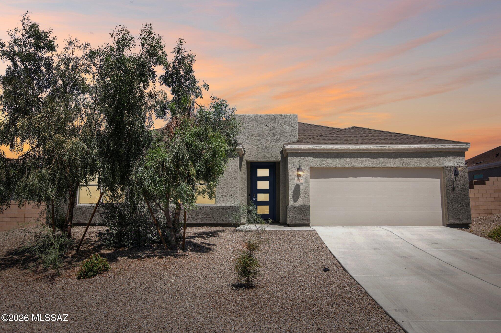 New Tucson Unit NO. 8 (1-455) - Residential Lease