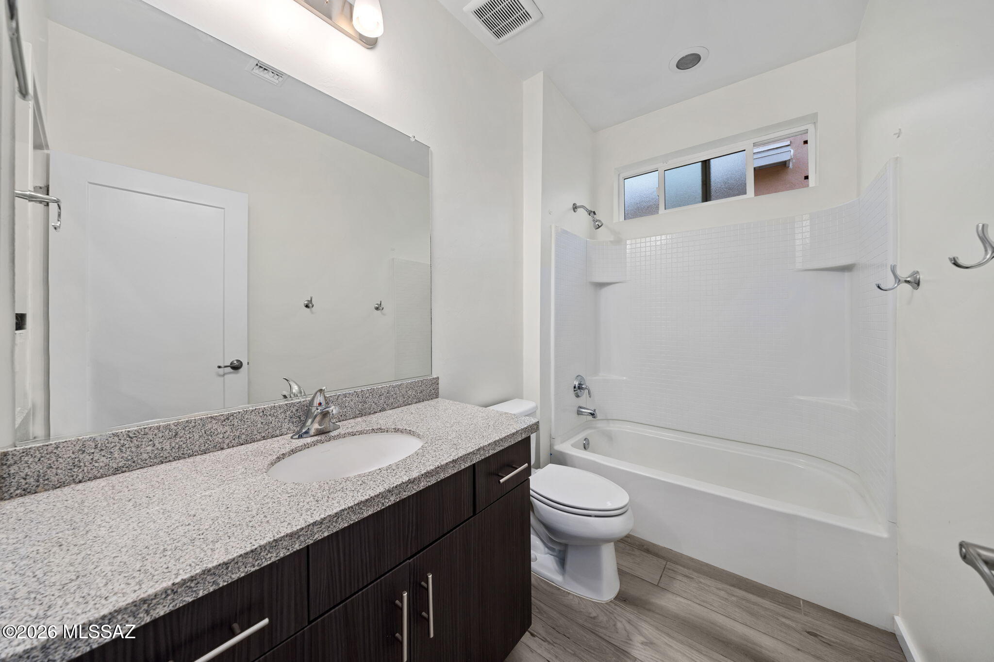 Elementary Place SQ20163230723 - Residential