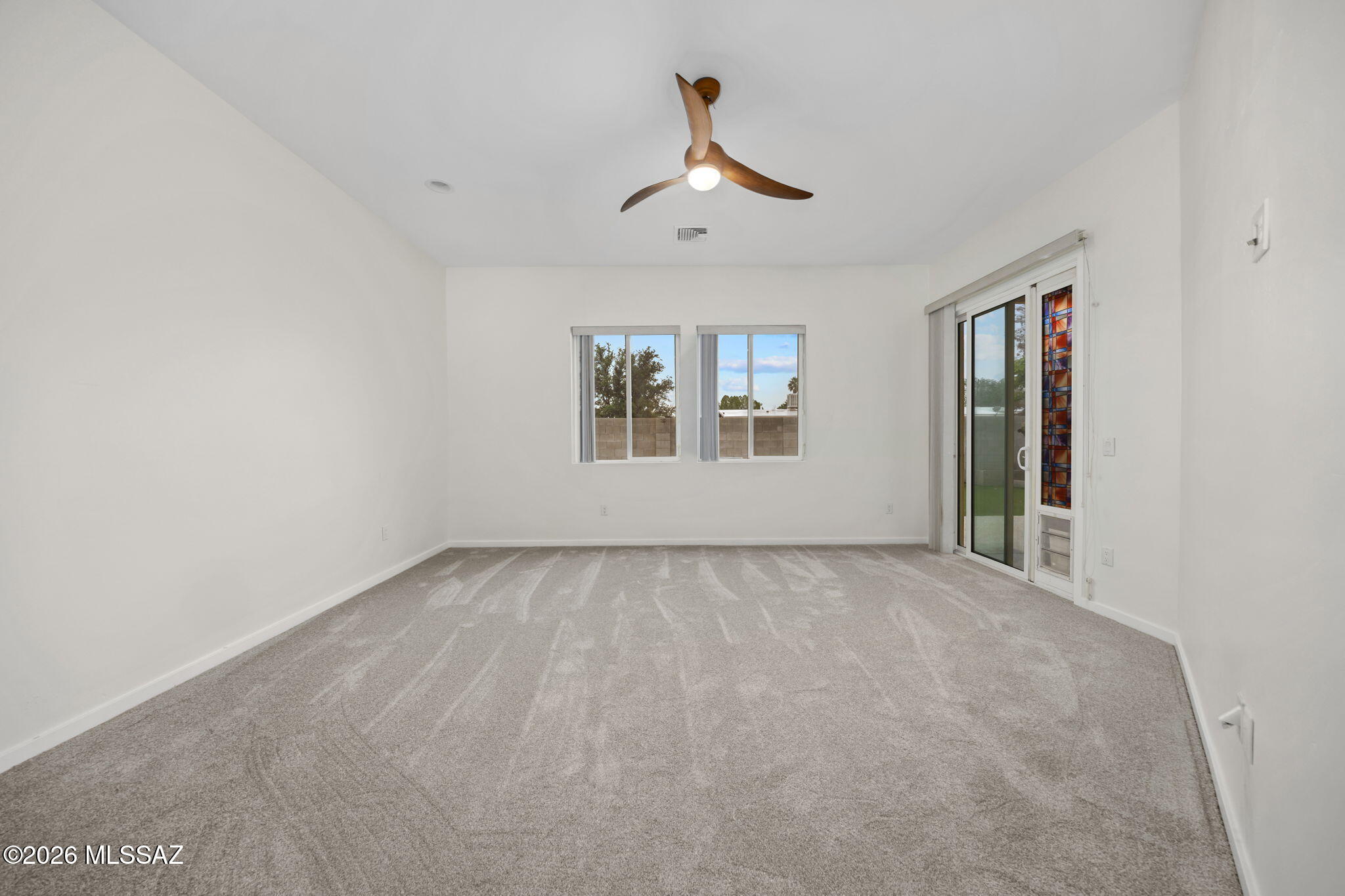 Elementary Place SQ20163230723 - Residential