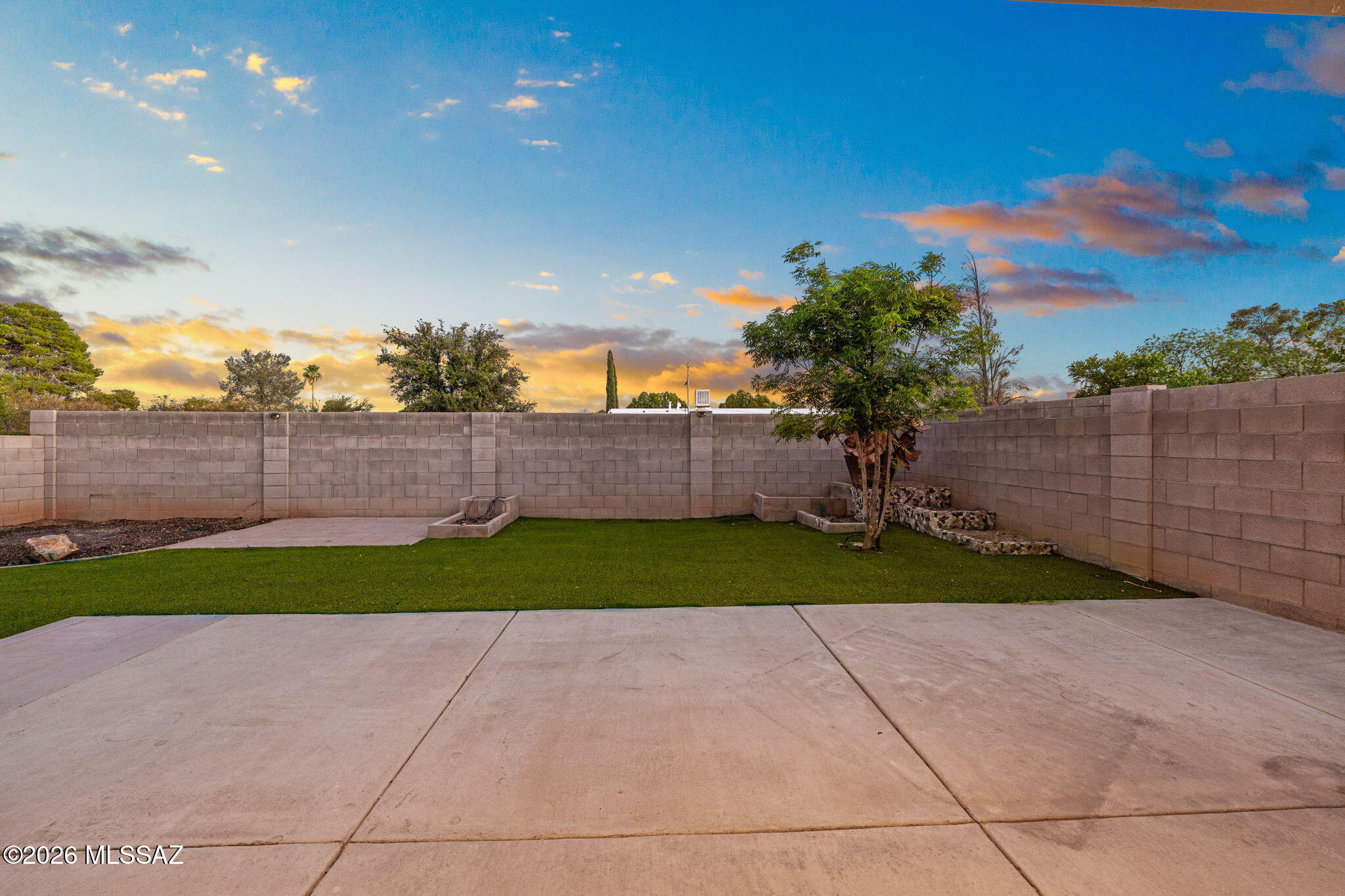 Elementary Place SQ20163230723 - Residential