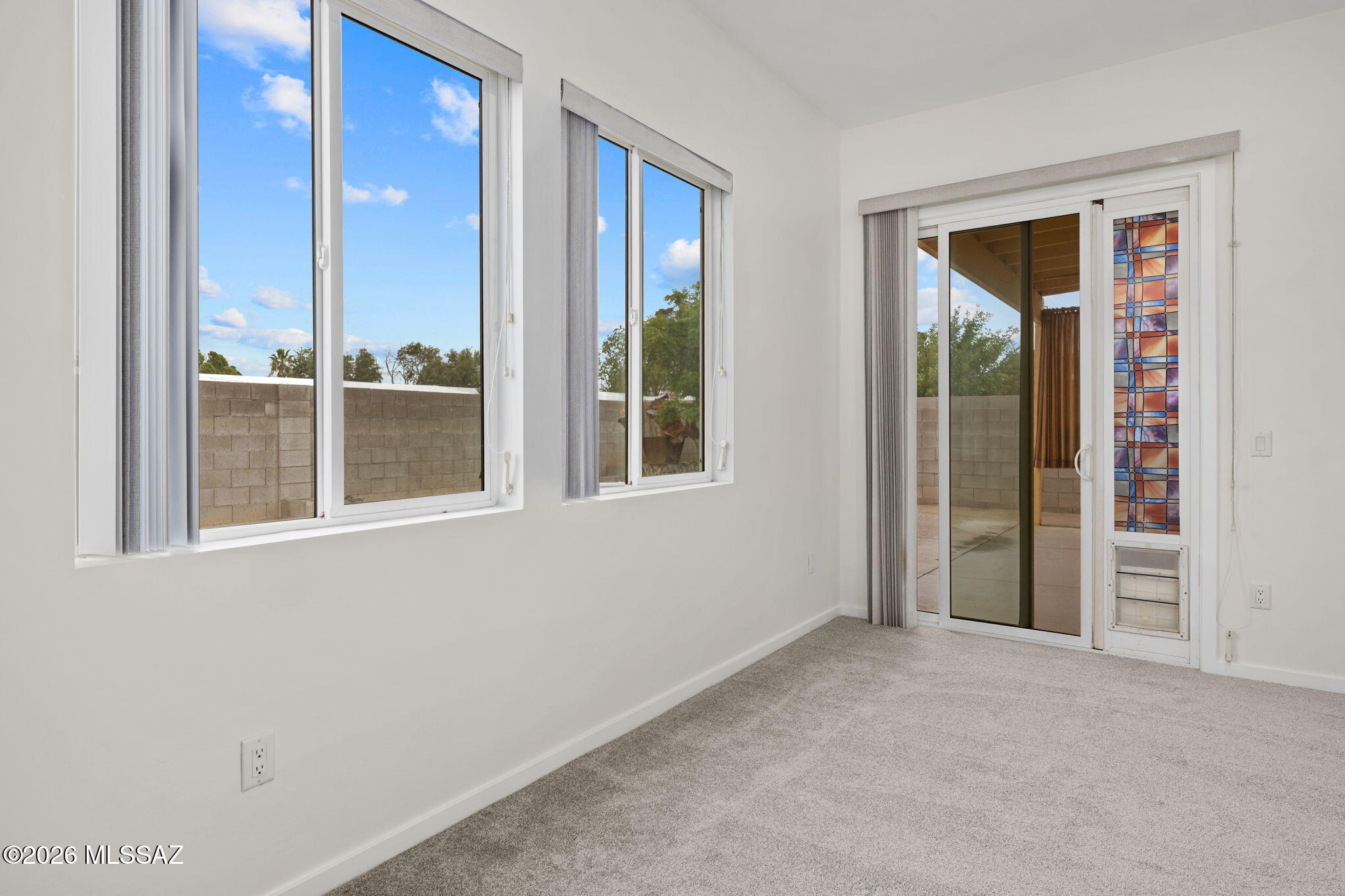 Elementary Place SQ20163230723 - Residential