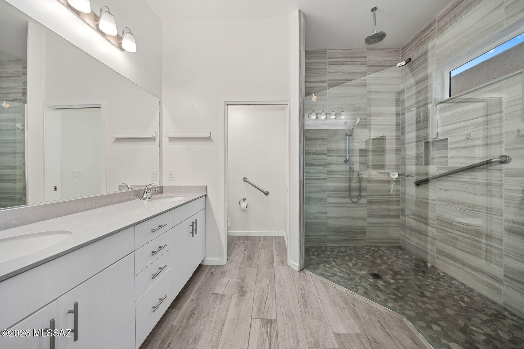 Elementary Place SQ20163230723 - Residential