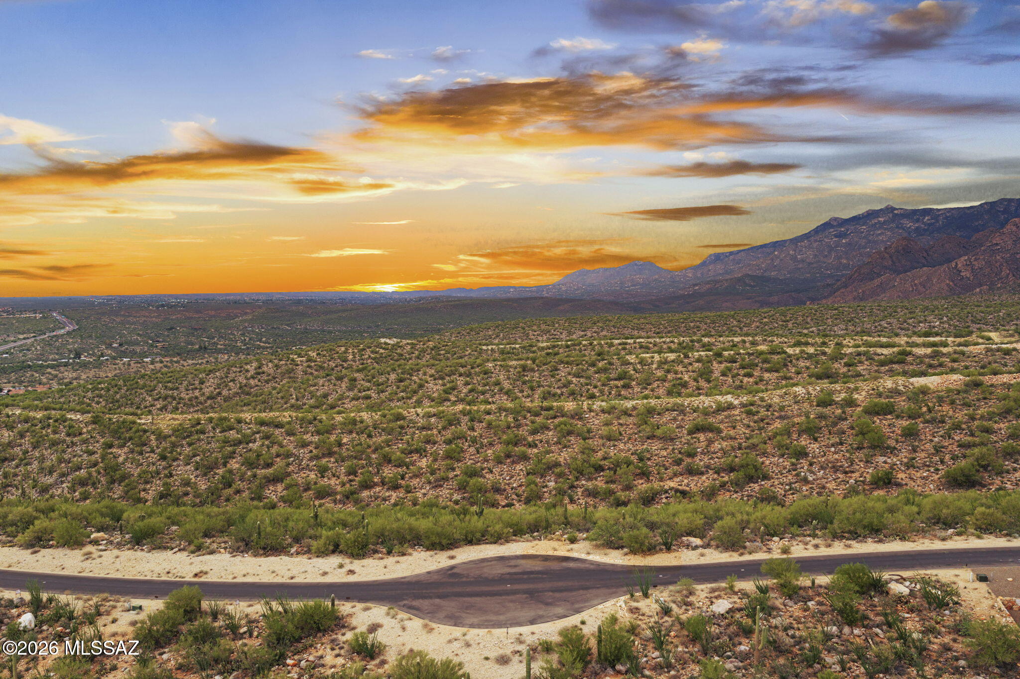 Pusch Ridge - Land