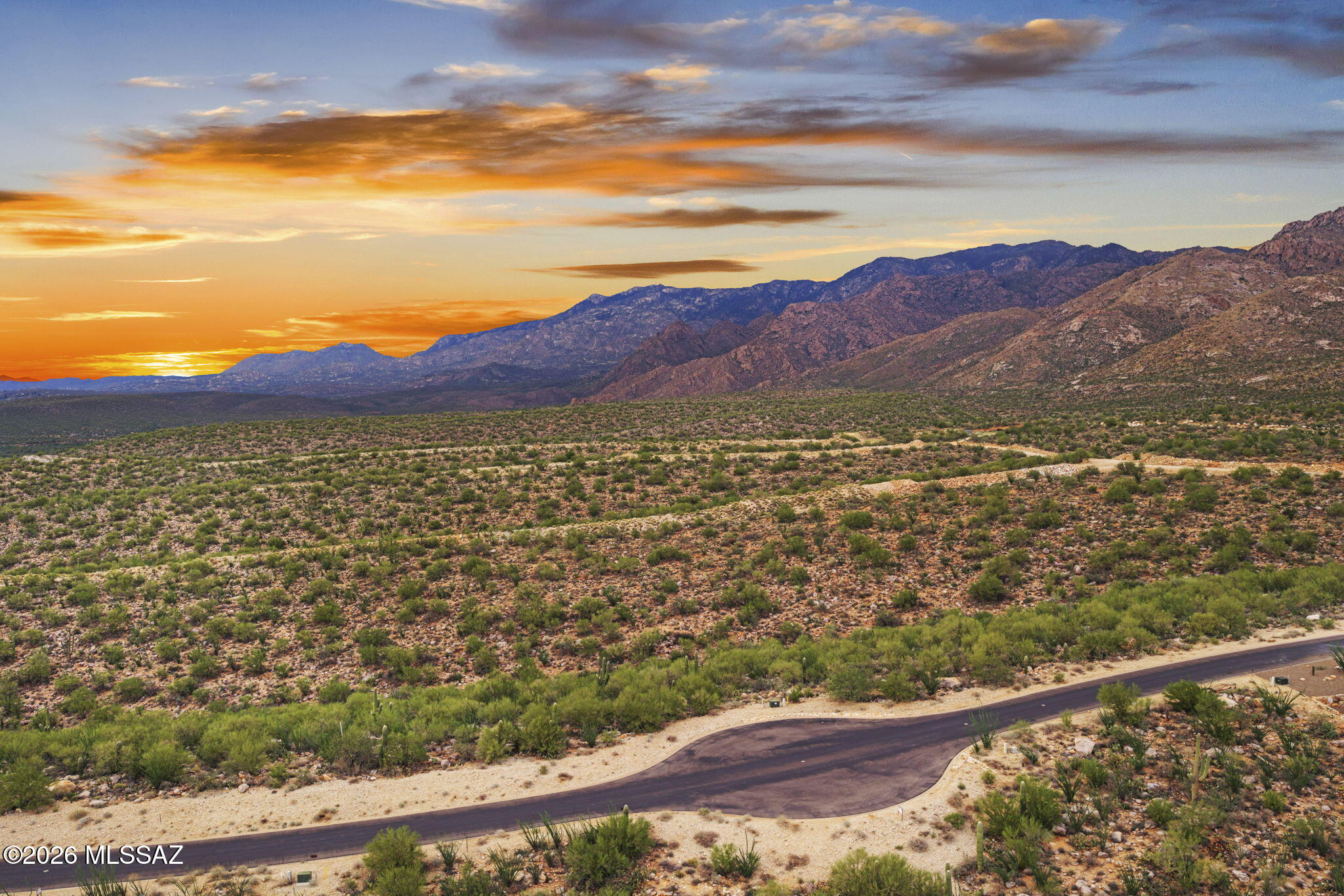 Pusch Ridge - Land