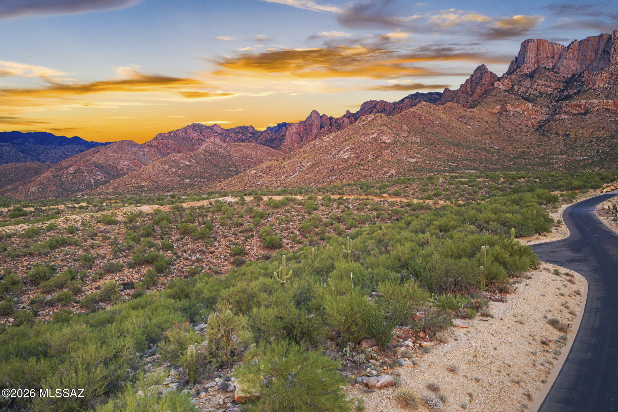 Pusch Ridge - Land