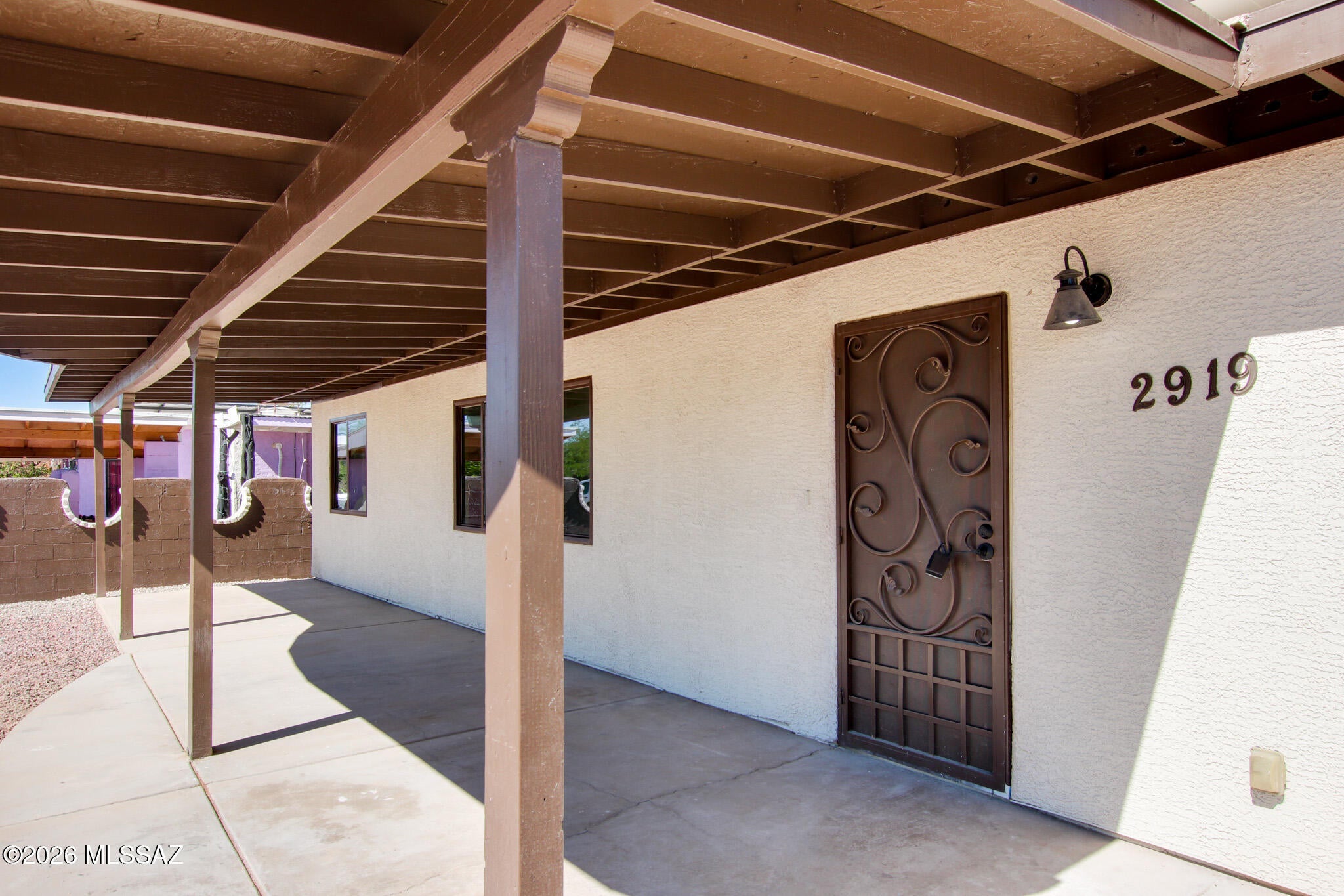 Country Club Manor - Residential