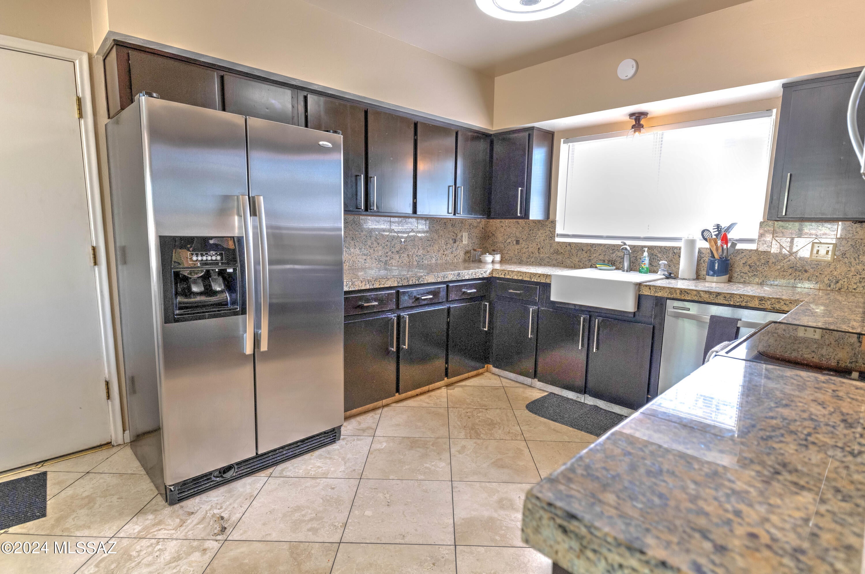 Colonia Verde Plaza - Residential Lease