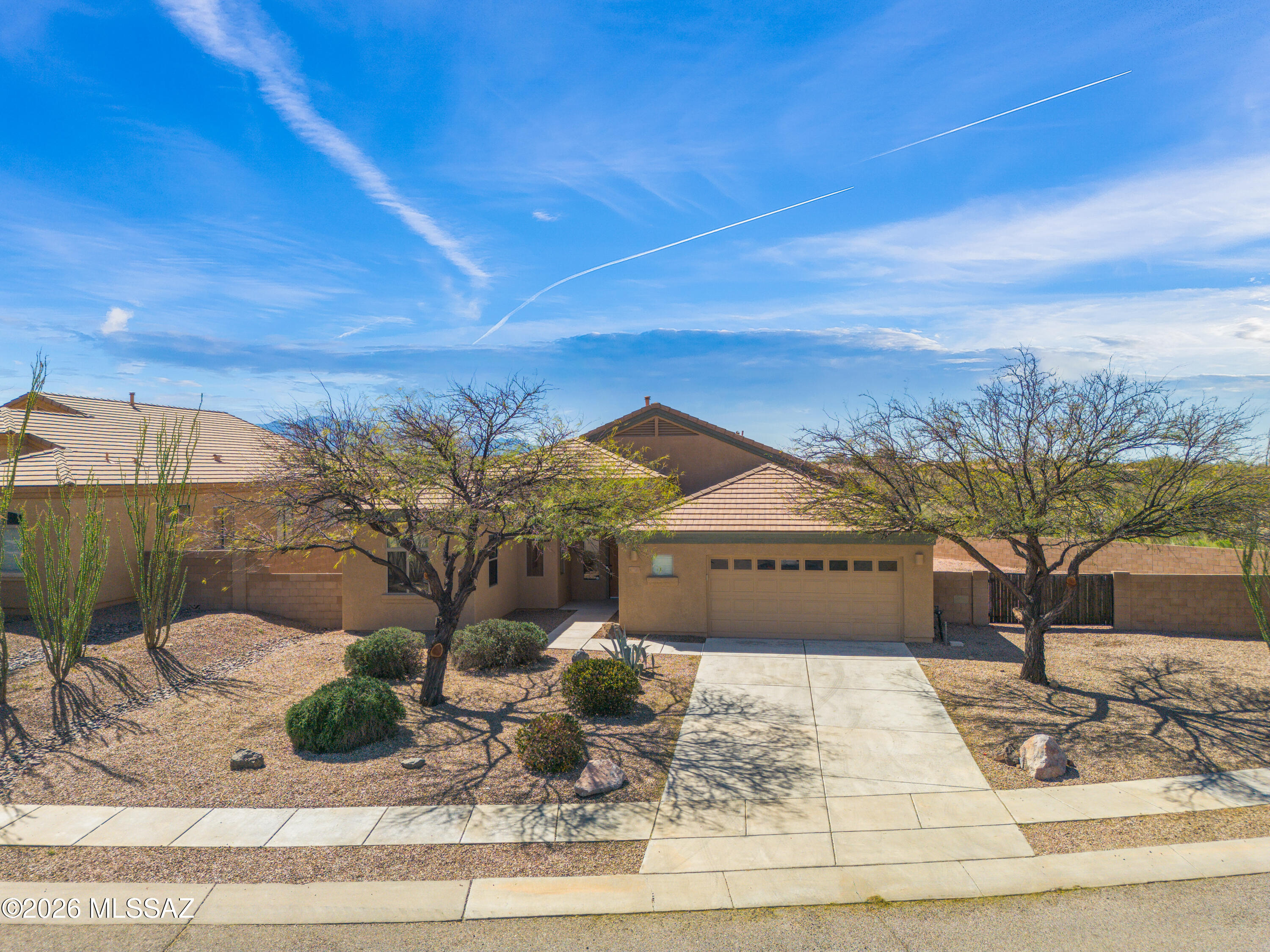 New Tucson Unit NO. 8 (1-455) - Residential Lease