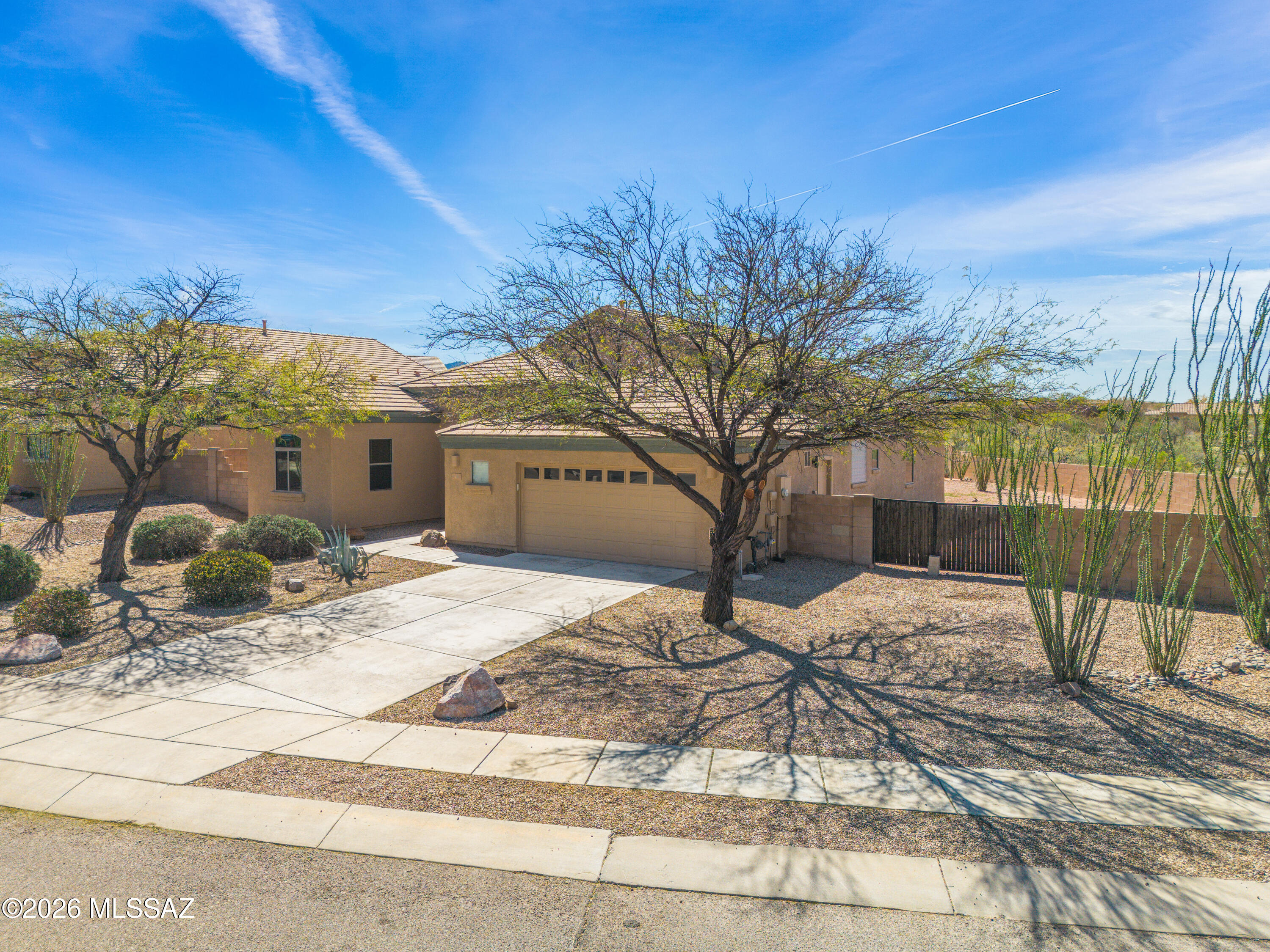 New Tucson Unit NO. 8 (1-455) - Residential Lease