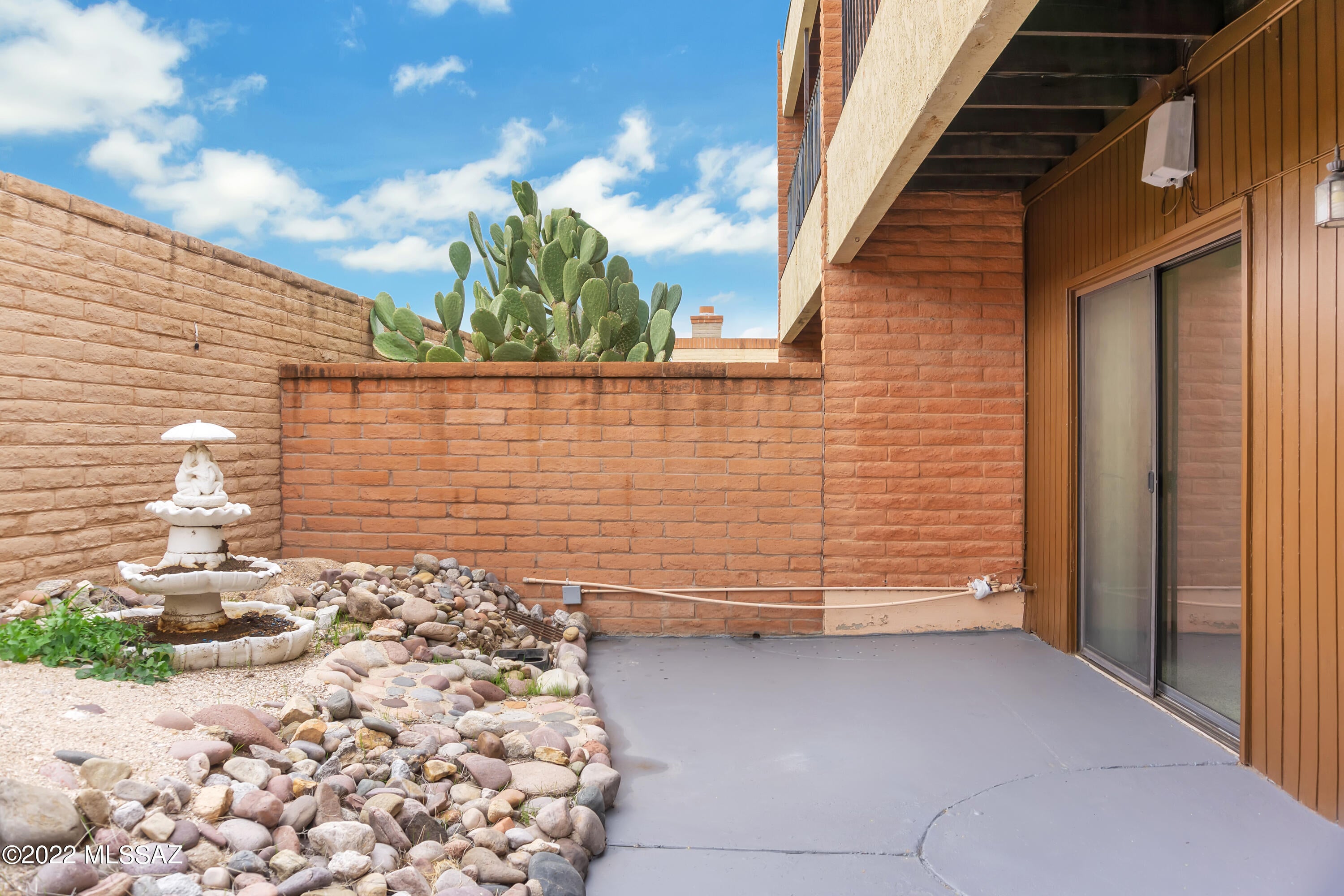 Golden West Villas (Amended) (1-50) - Residential Lease