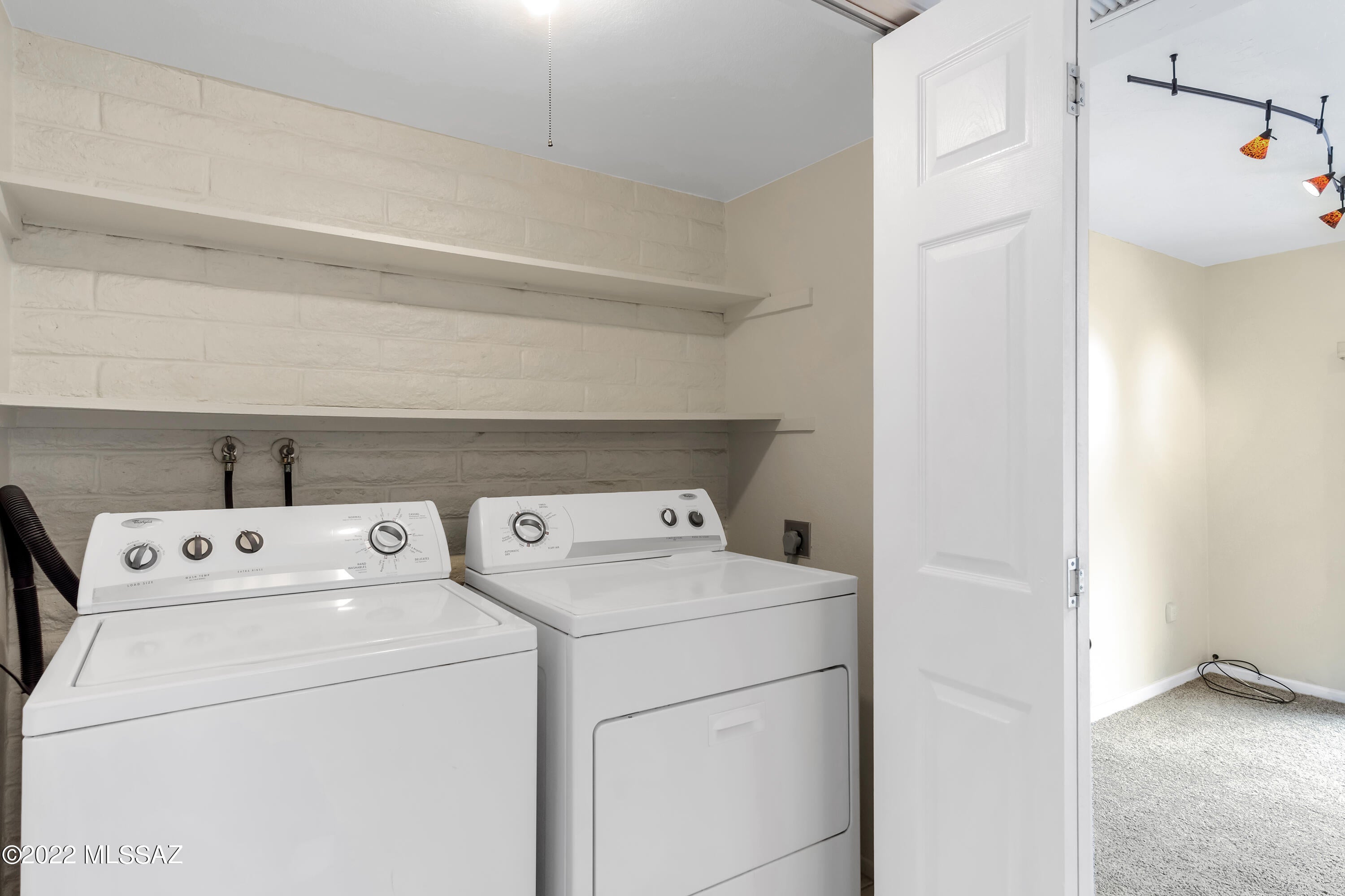 Golden West Villas (Amended) (1-50) - Residential Lease