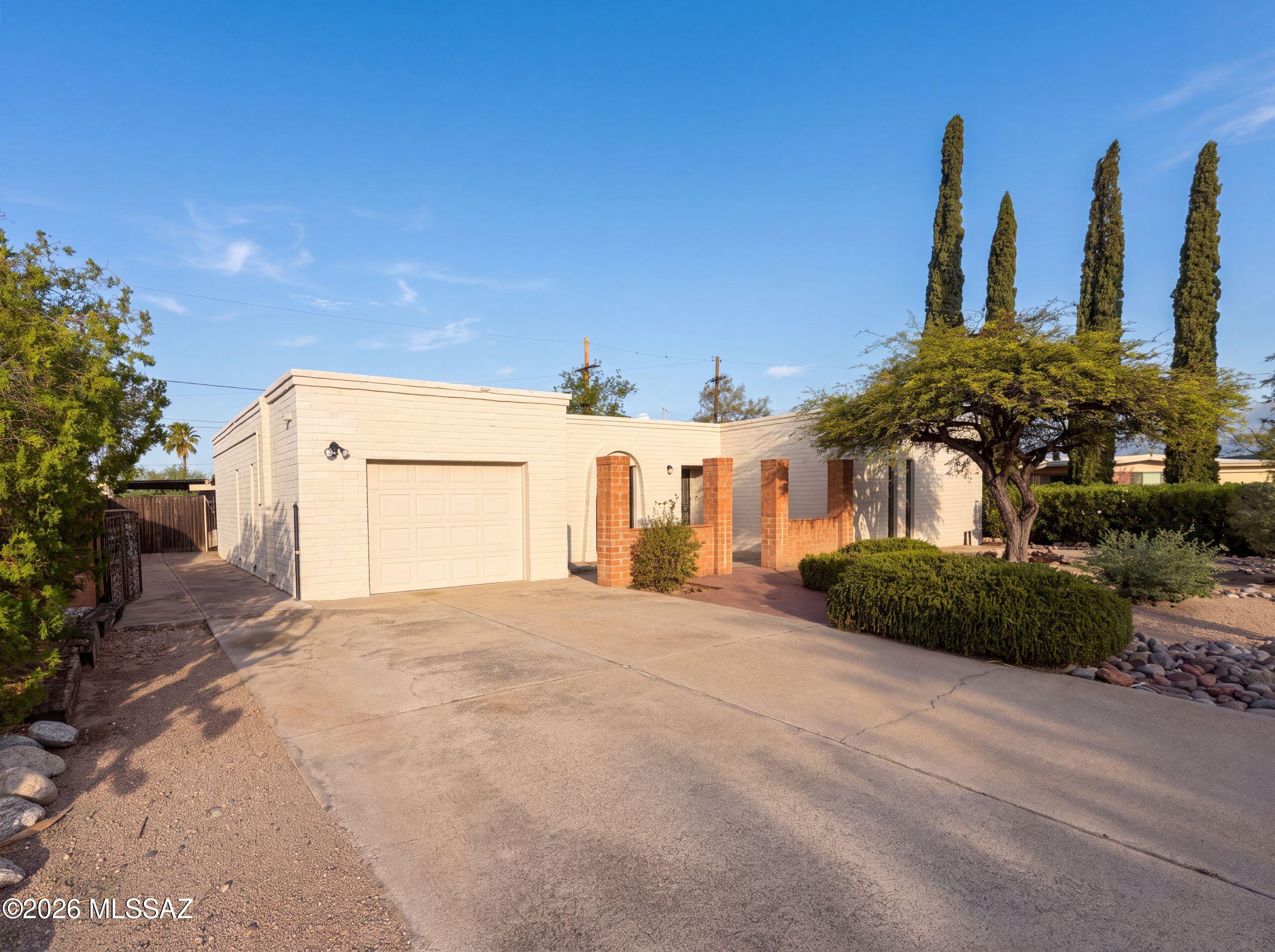 Eastern Hills (13-34) - Residential
