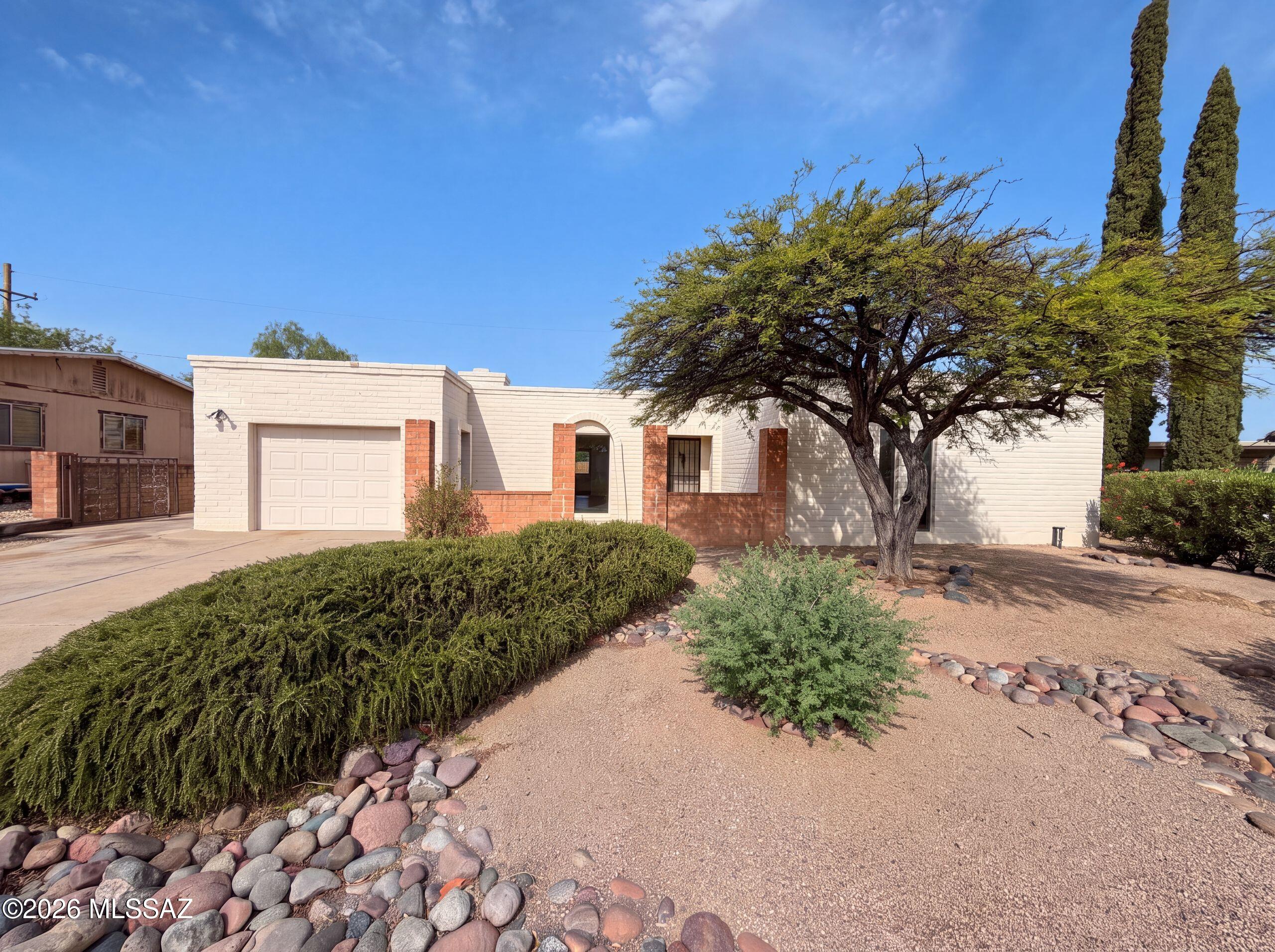 Eastern Hills (13-34) - Residential