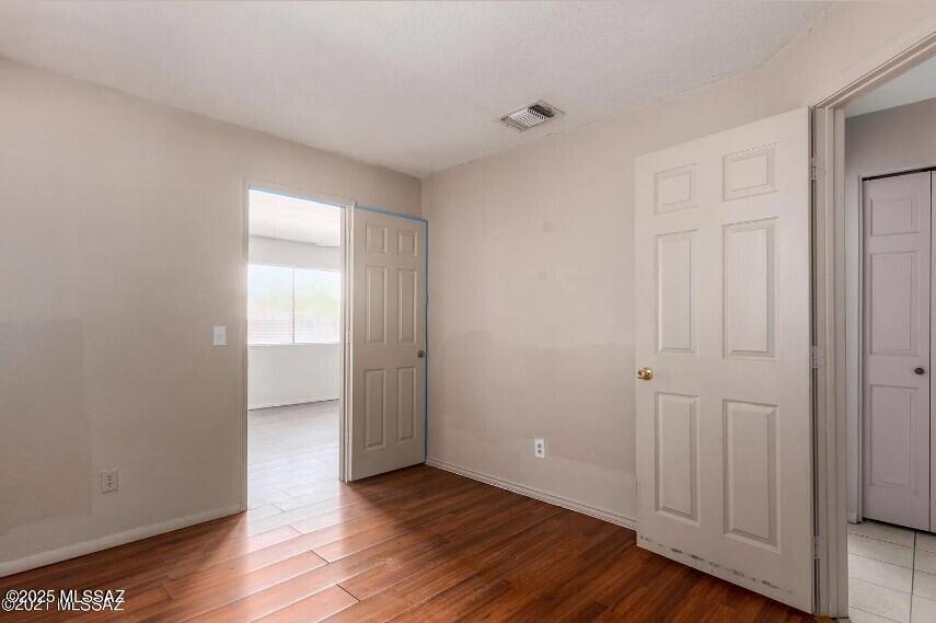 Oak Tree at Midvale (520-620) - Residential Lease