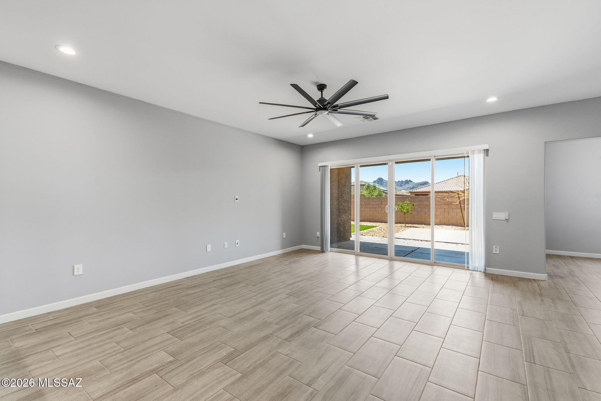 Saguaro Bloom 7B - Residential
