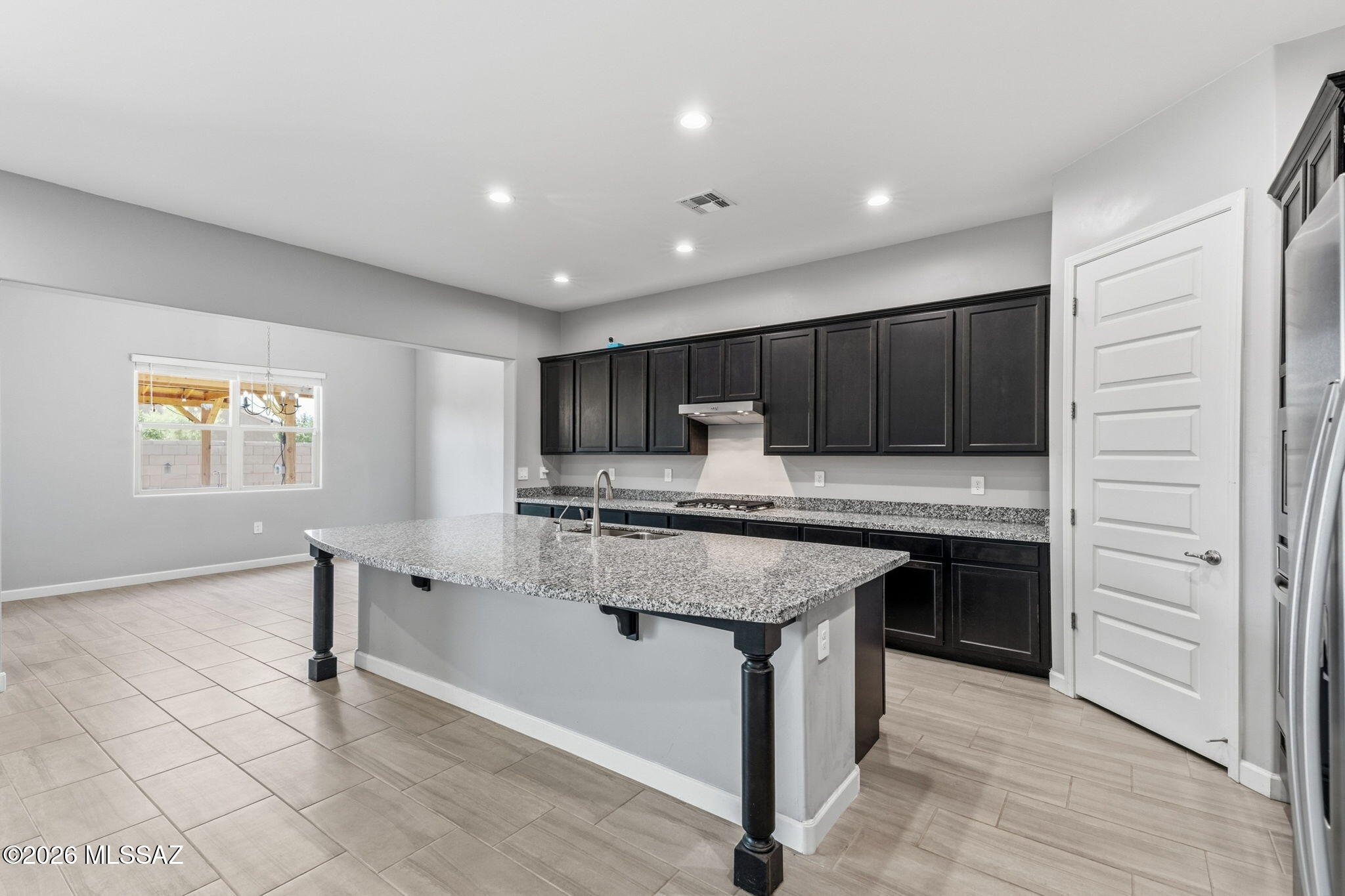 Saguaro Bloom 7B - Residential