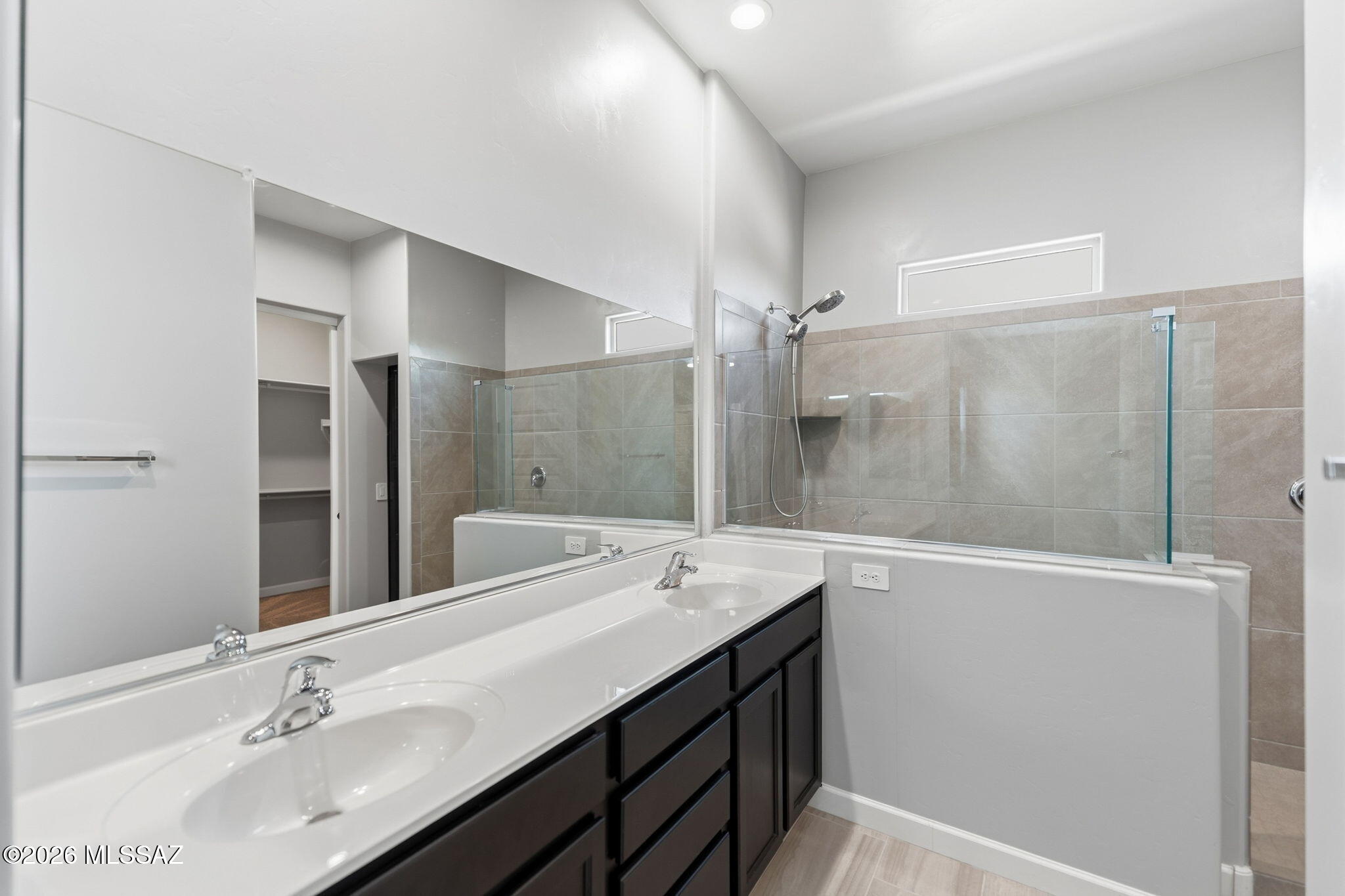 Saguaro Bloom 7B - Residential