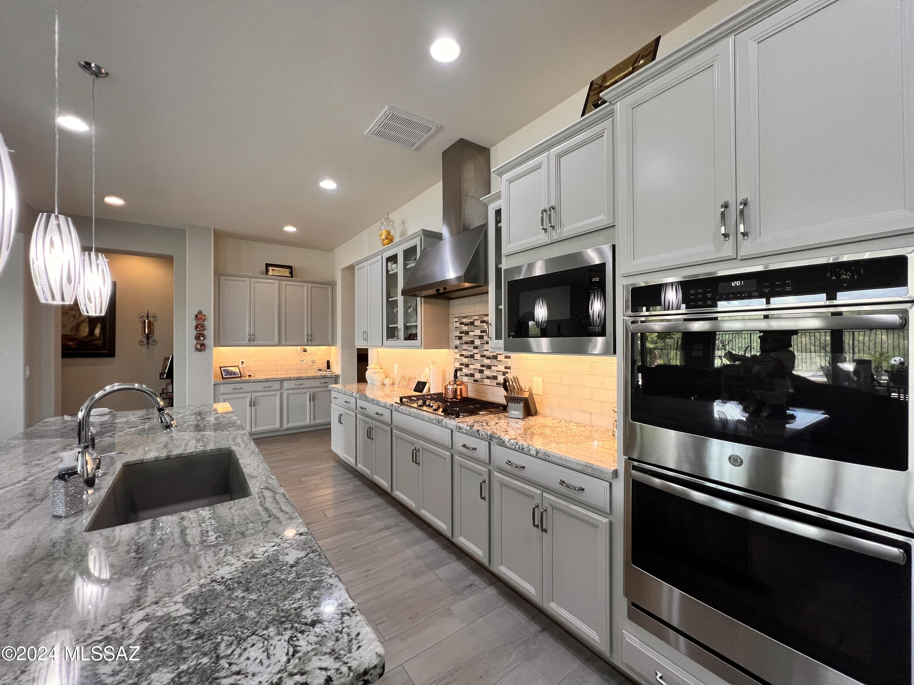 Beautiful FURNISHED 3bdr/2.5ba w/office/Den home in Oro Valley! Located in the gated community of the Cove, offering sparkling community pool, walking trails and parks. Stunning kitchen w/granite counters, tiled backsplash, gas range, pantry and stainless steel appliances. Primary suite w/dual vanity and large walk-in closet. The reason we live in Tucson-relax or entertain on the covered patio w/mountain views and natural desert.
Off-season (August-November)  $3500.00.Tenant pays all utilities.
High season (December-April) $4500.00 $200.00 utility credit and internet included.